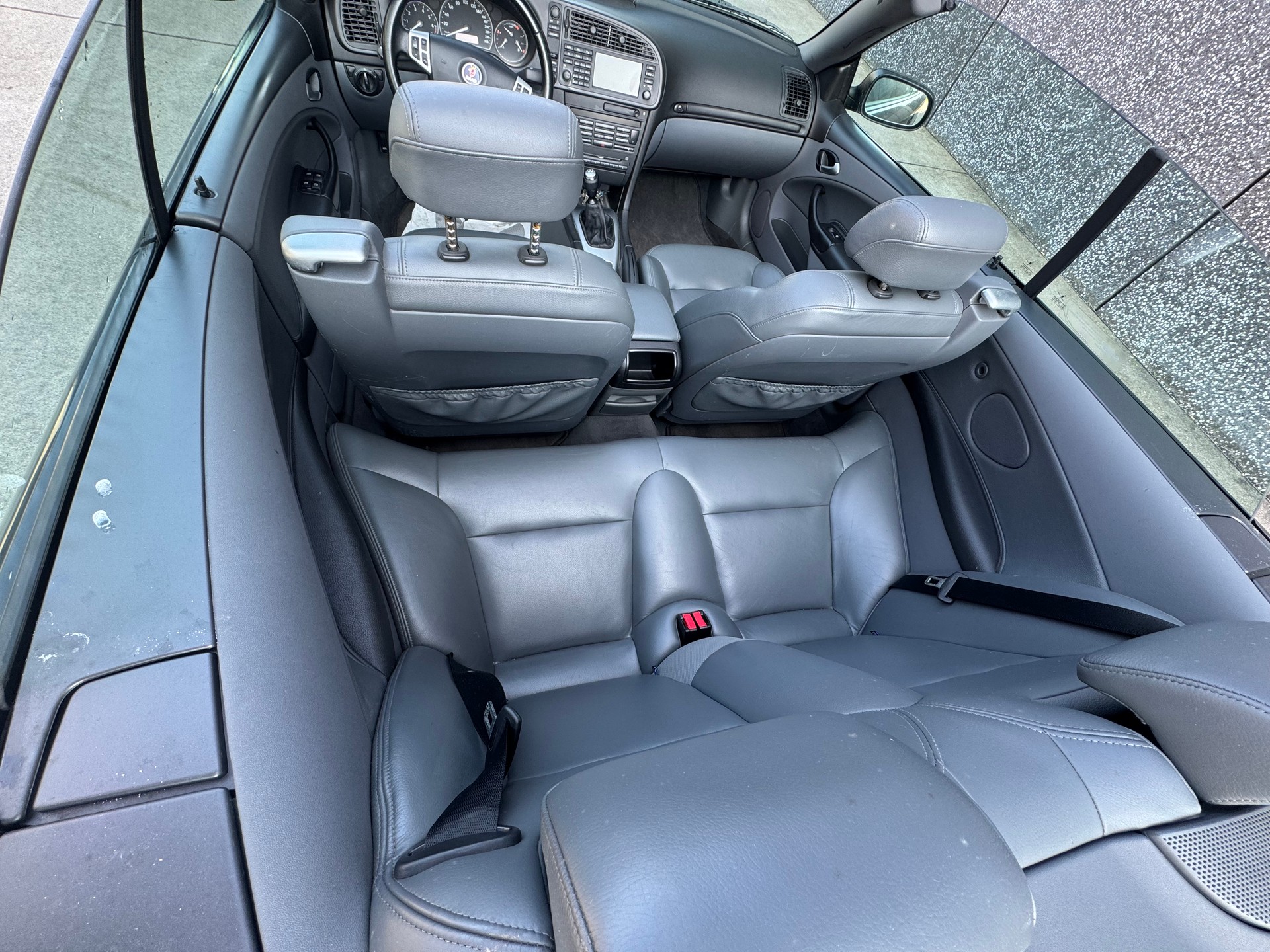 SAAB 9-3 2.0T Aero-image-9