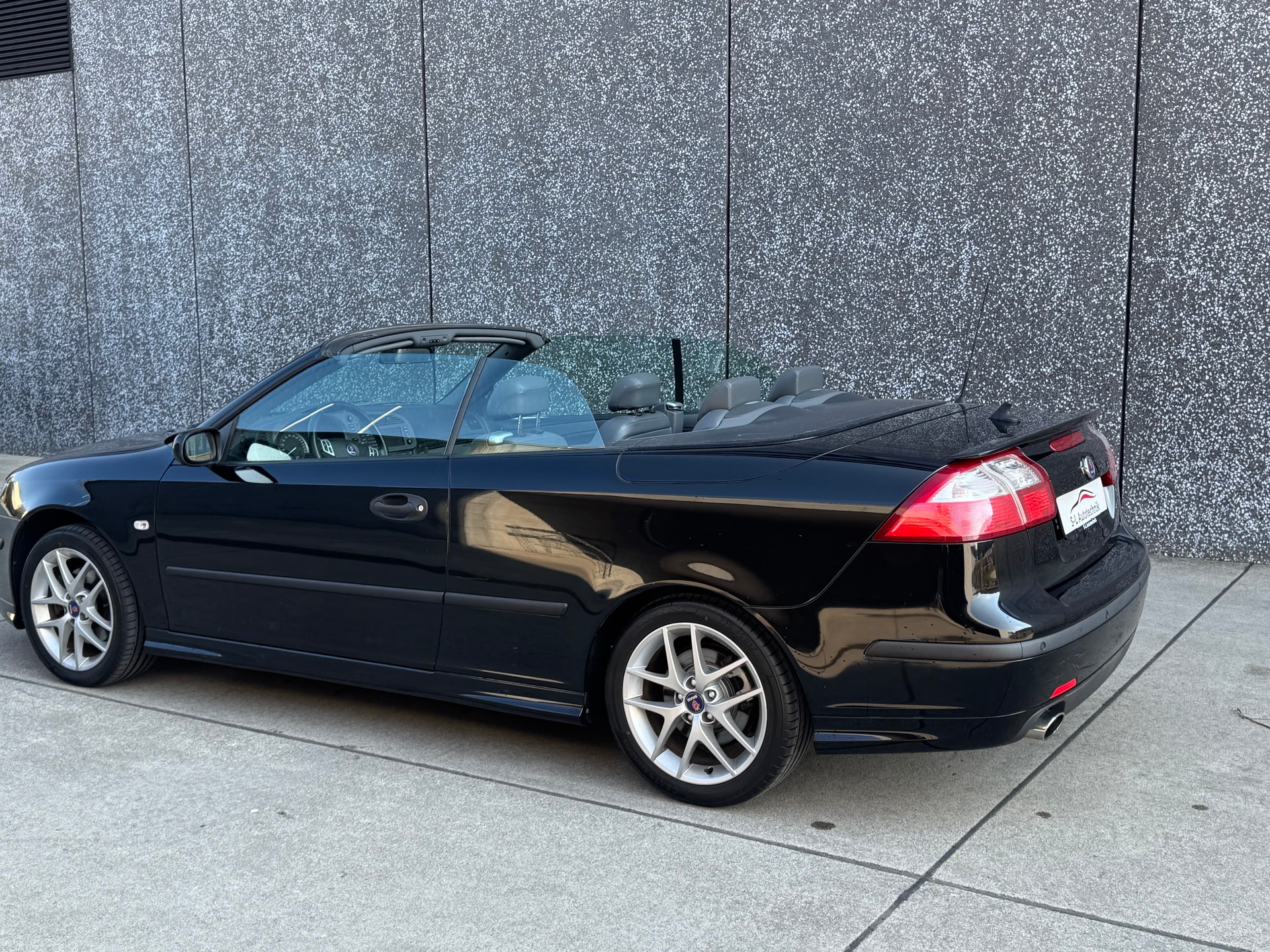 SAAB 9-3 2.0T Aero-image-7