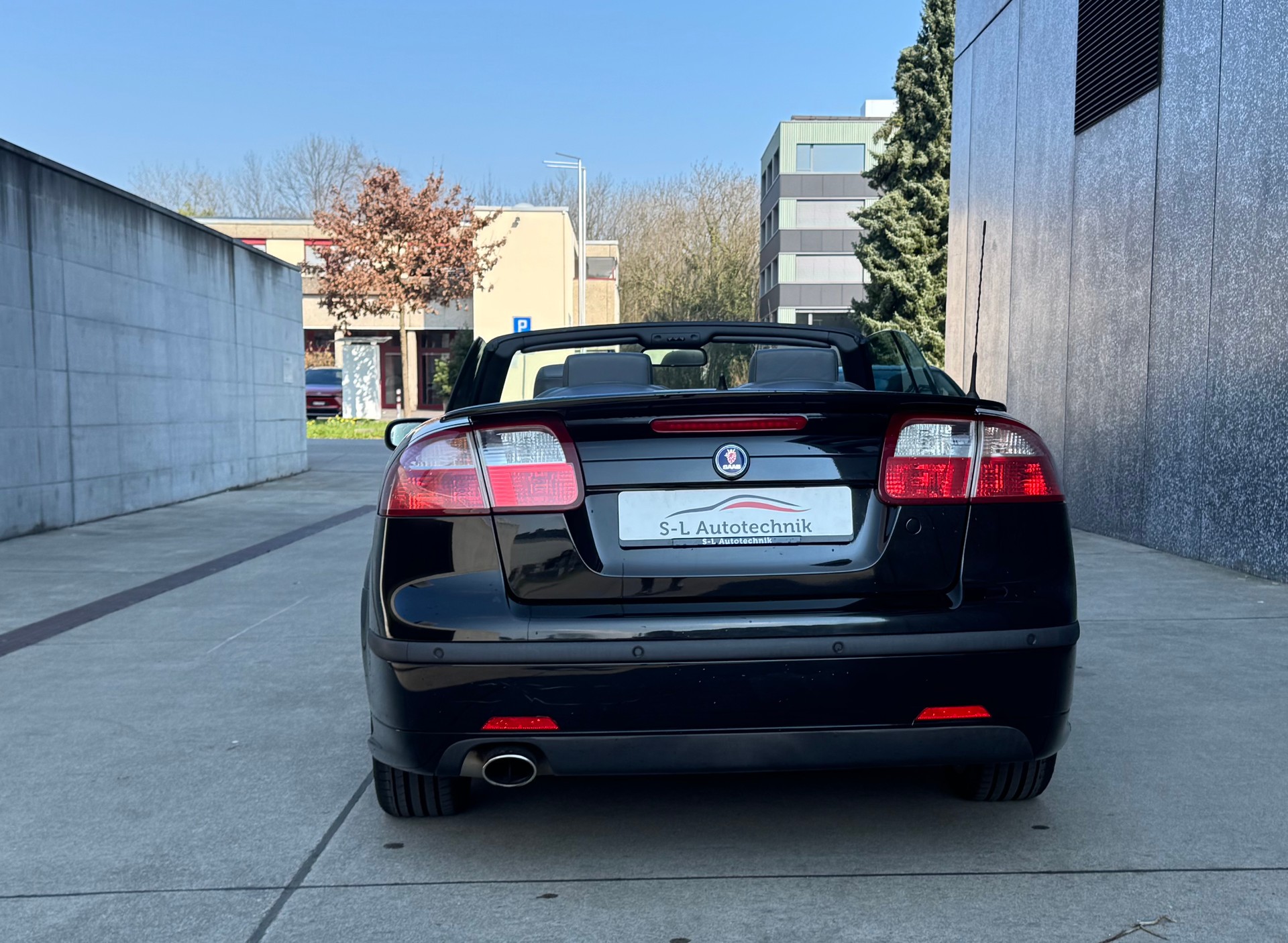 SAAB 9-3 2.0T Aero-image-5