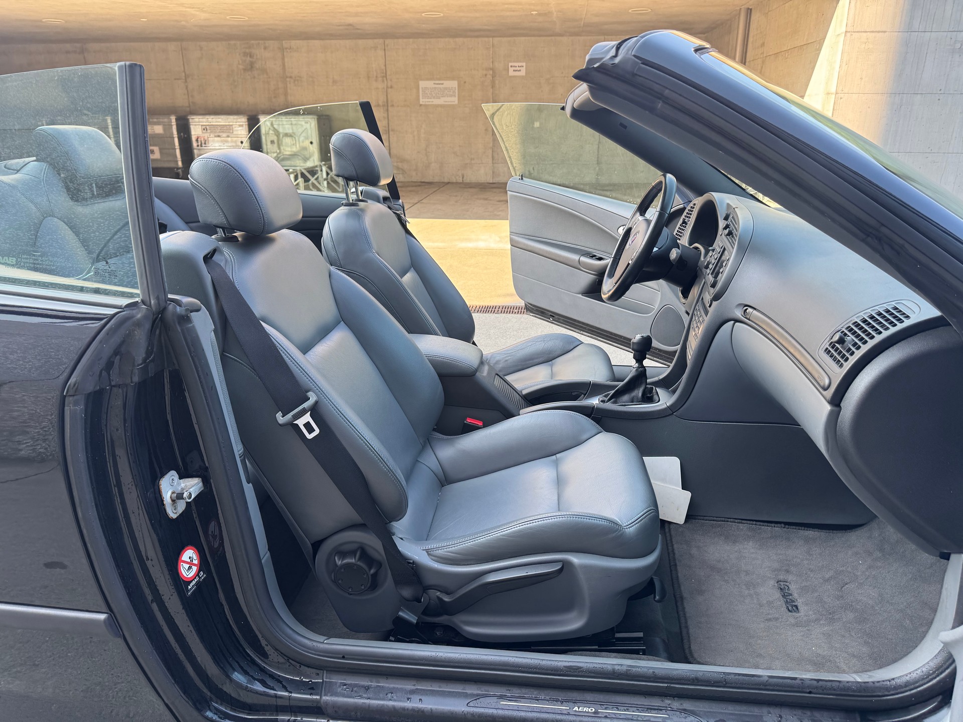 SAAB 9-3 2.0T Aero-image-29