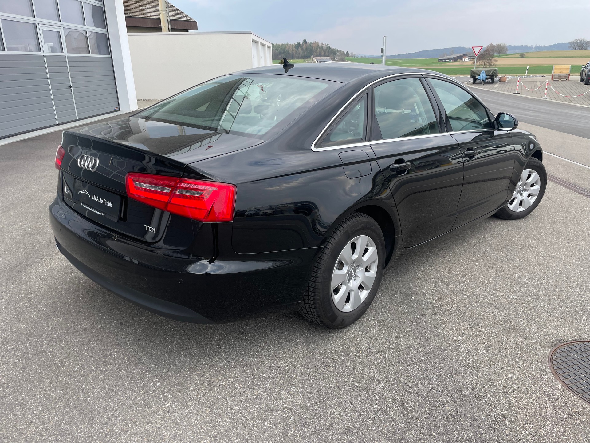AUDI A6 Limousine 2.0 TDI multitronic-image-2