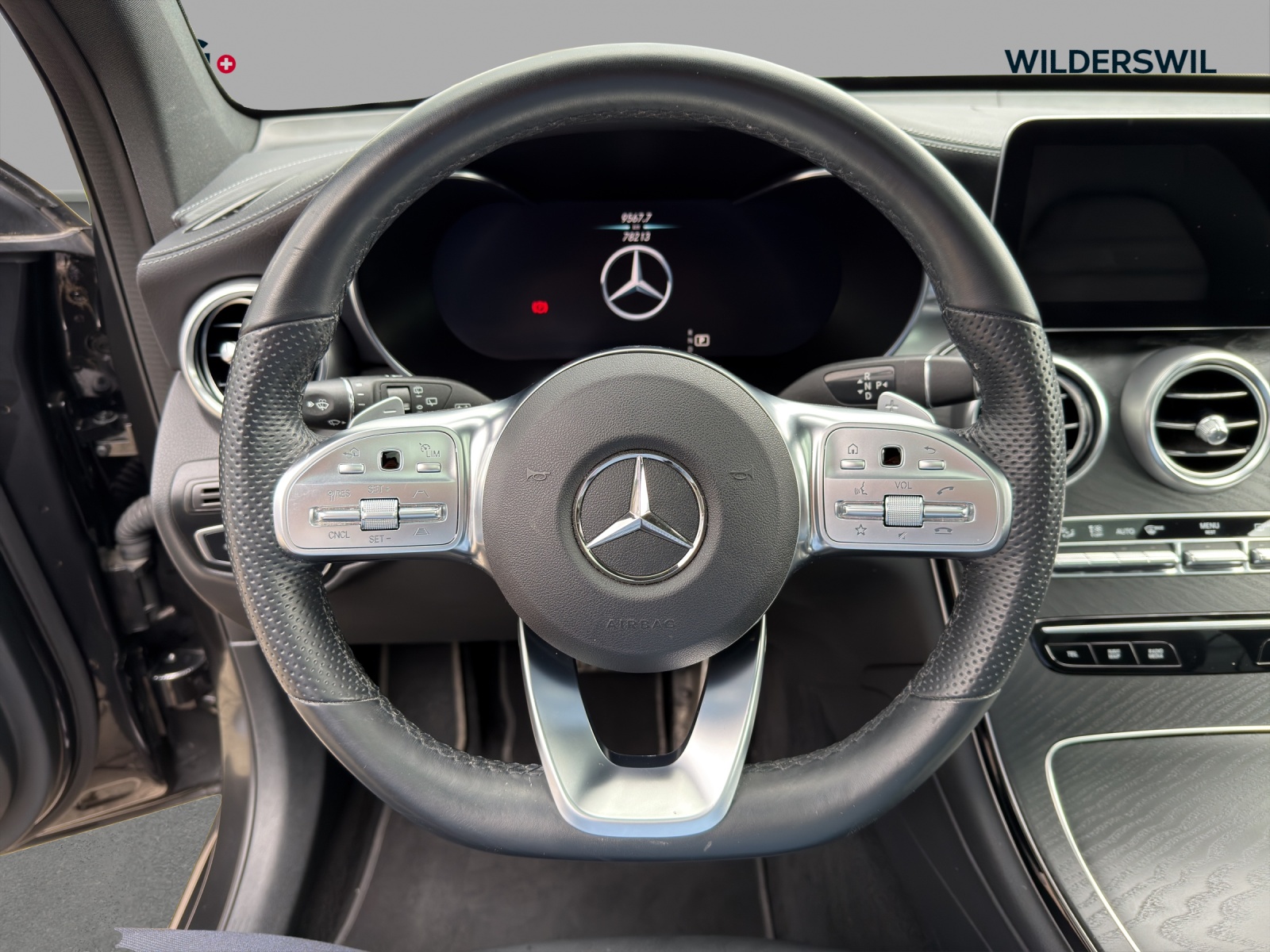 MERCEDES-BENZ GLC 220 d AMG Line 4Matic 9G-Tronic-image-8