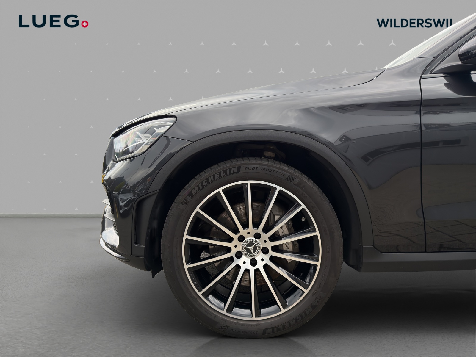 MERCEDES-BENZ GLC 220 d AMG Line 4Matic 9G-Tronic-image-5