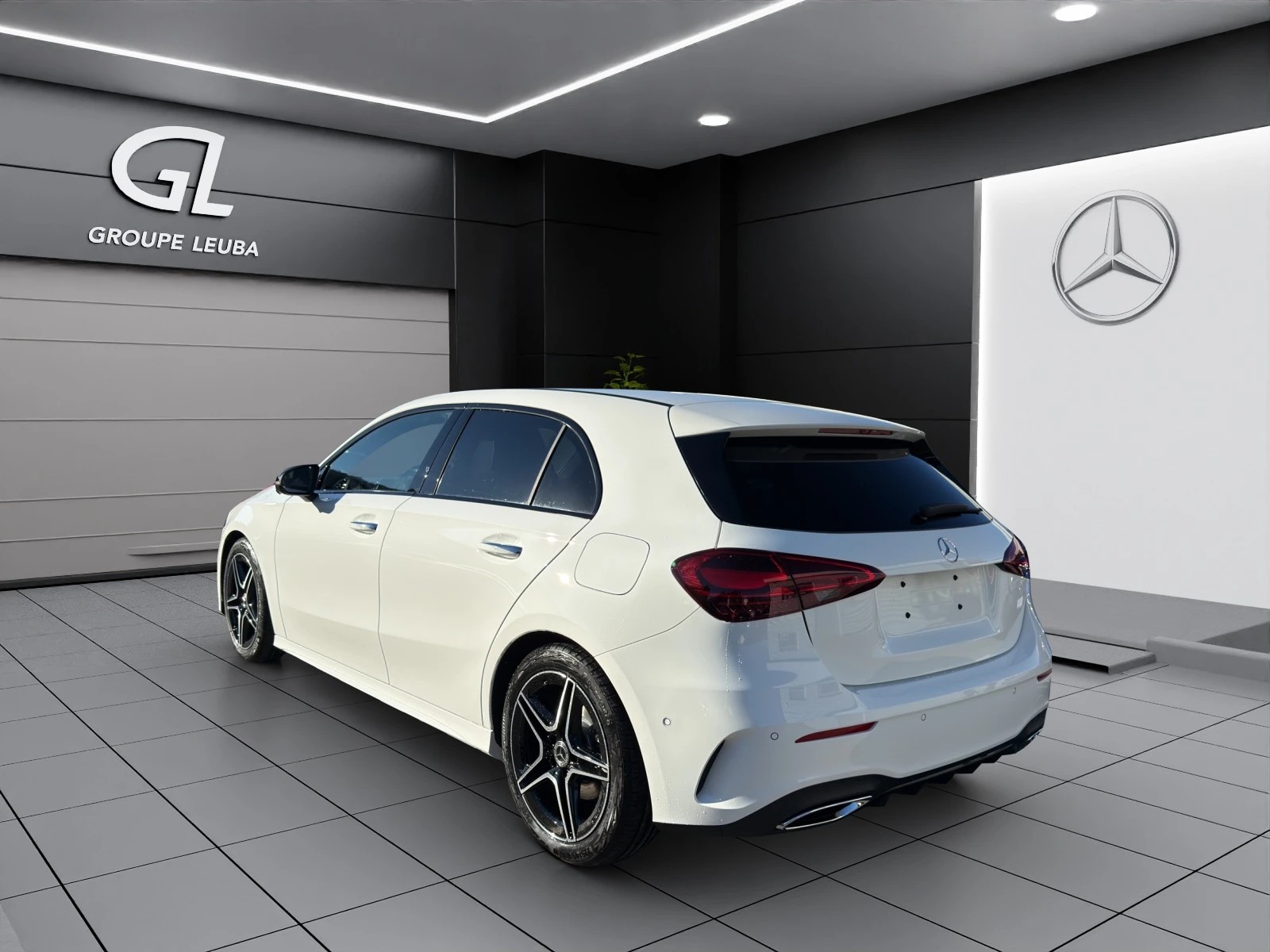 Image MERCEDES-BENZ A-200 A 200 Night Star 7G-DCT