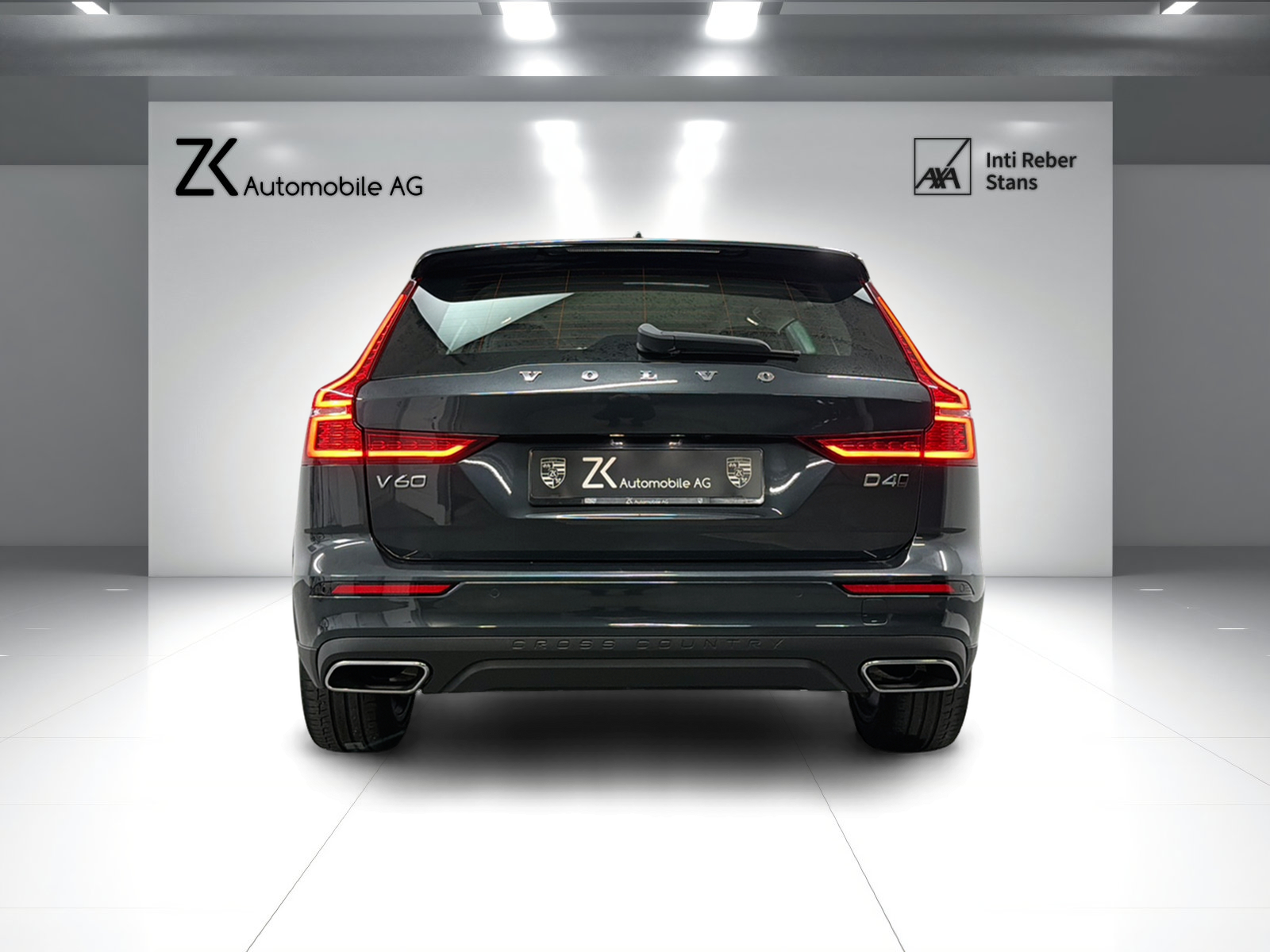 VOLVO V60 Cross Country D4 190PS SAVILE GREY AWD Geartronic / Panoramadach / Head-Up-Display / Leder / RF-Kamera / AHK /-image-4