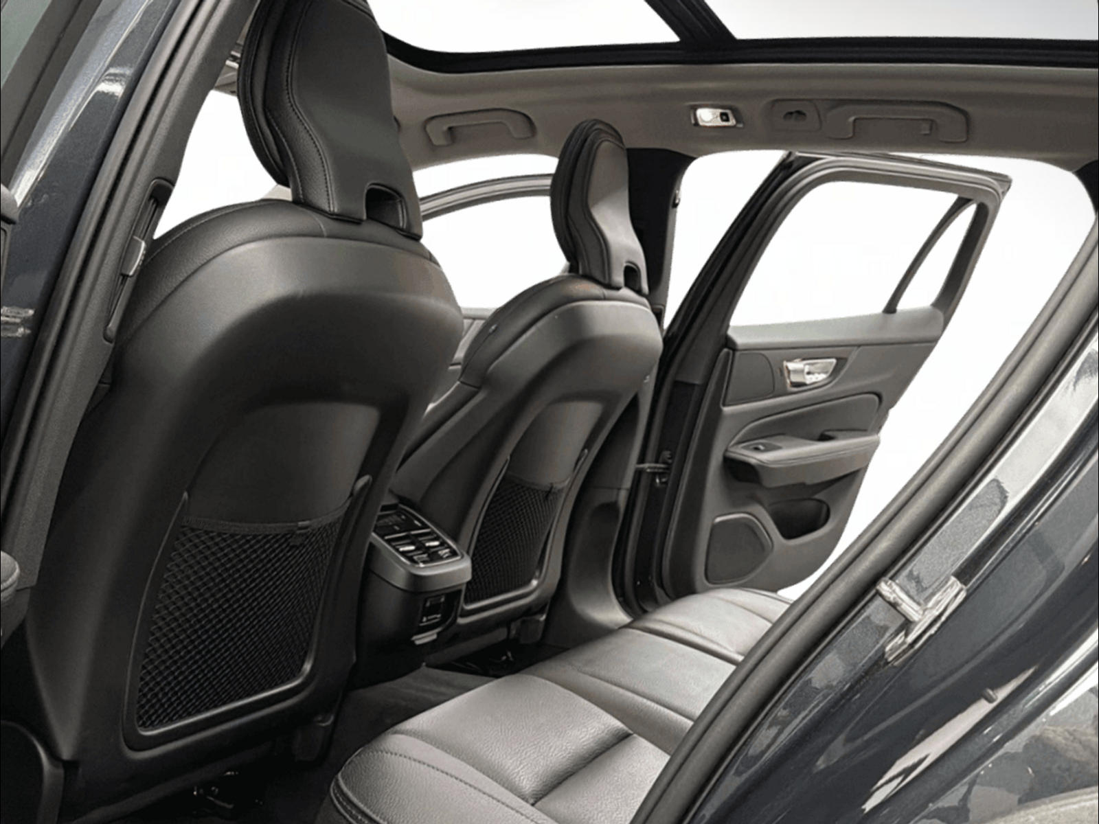 VOLVO V60 Cross Country D4 190PS SAVILE GREY AWD Geartronic / Panoramadach / Head-Up-Display / Leder / RF-Kamera / AHK /-image-7