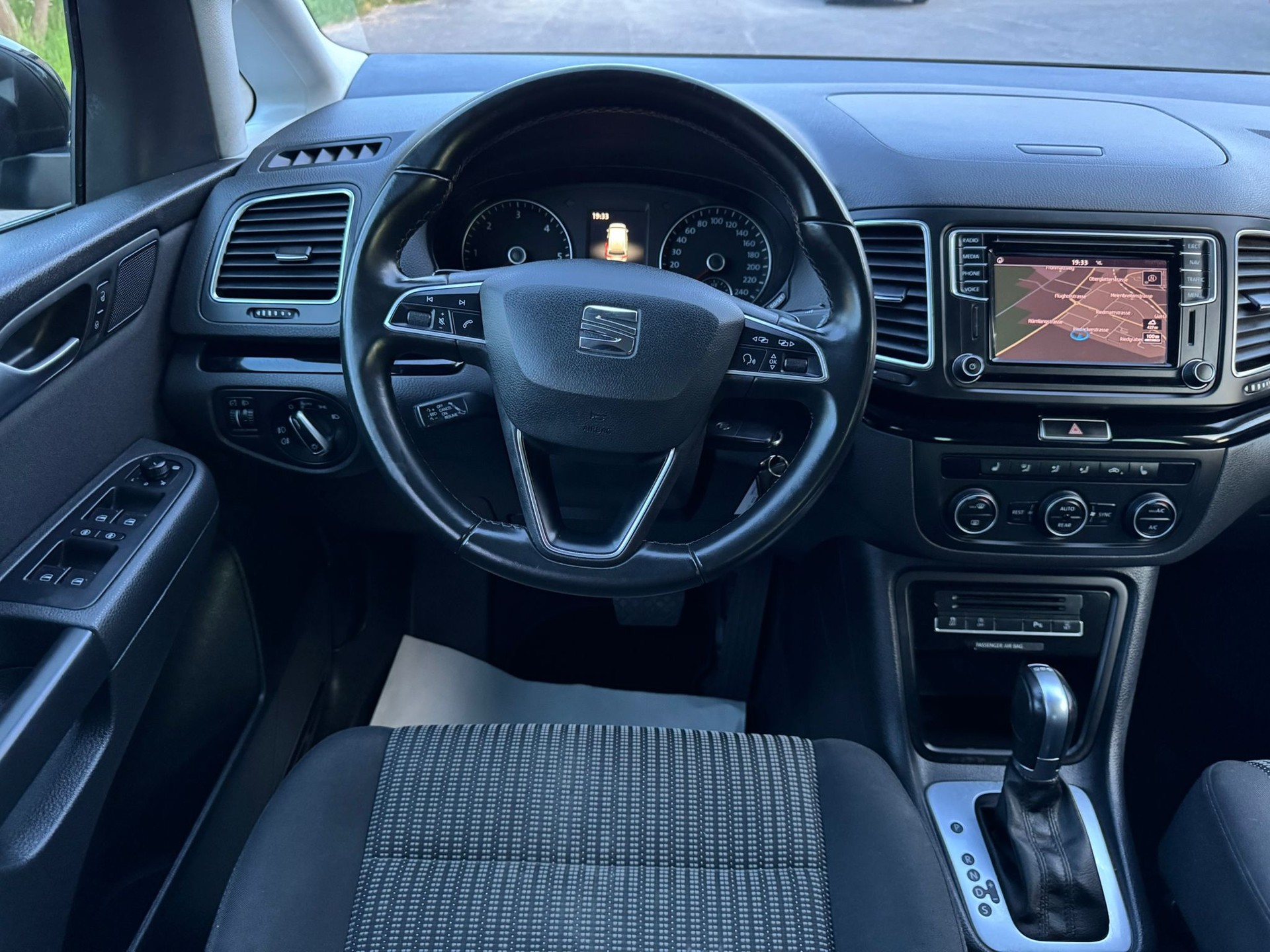 SEAT Alhambra 2.0 TDI Style Advanced 4Drive-image-17