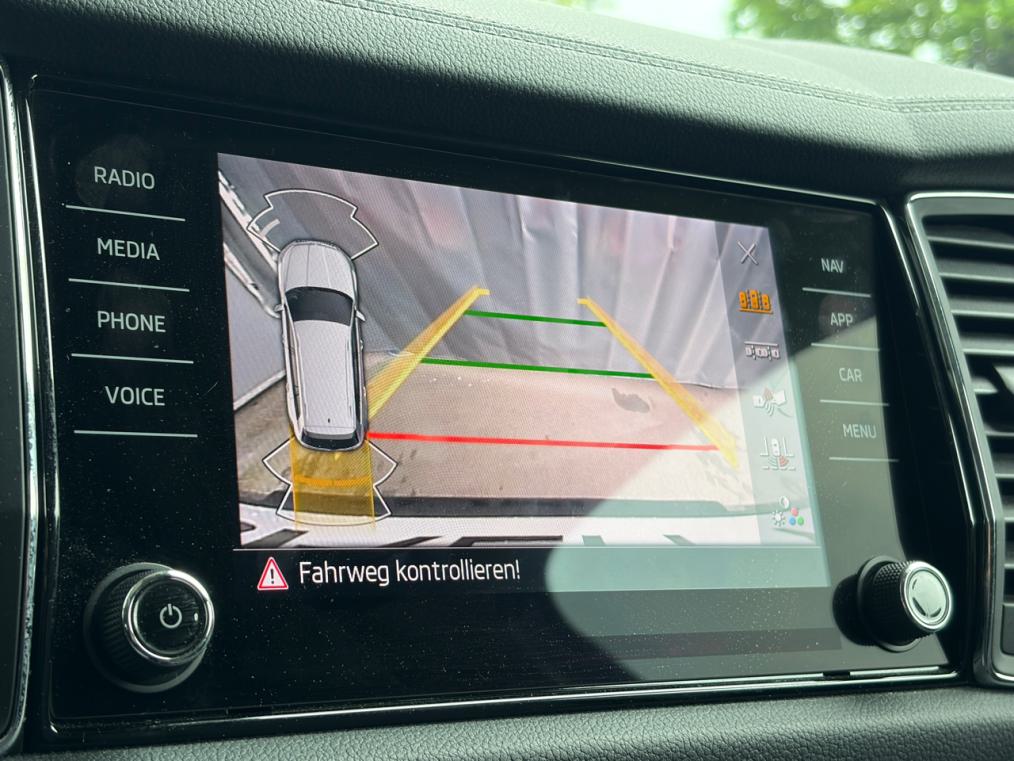 SKODA Kodiaq 1.5 TSi ACT Style-image-8