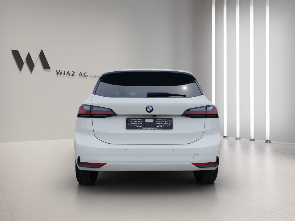 BMW 223d xDrive Active Tourer-image-10