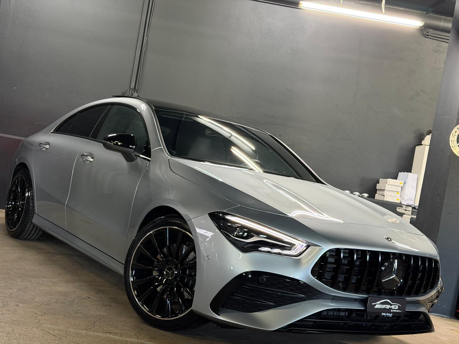 MERCEDES-BENZ CLA 200 AMG (CLA45 AMG Optik) 8G-DCT Limited Silver&Black Performance-showroom-element-1