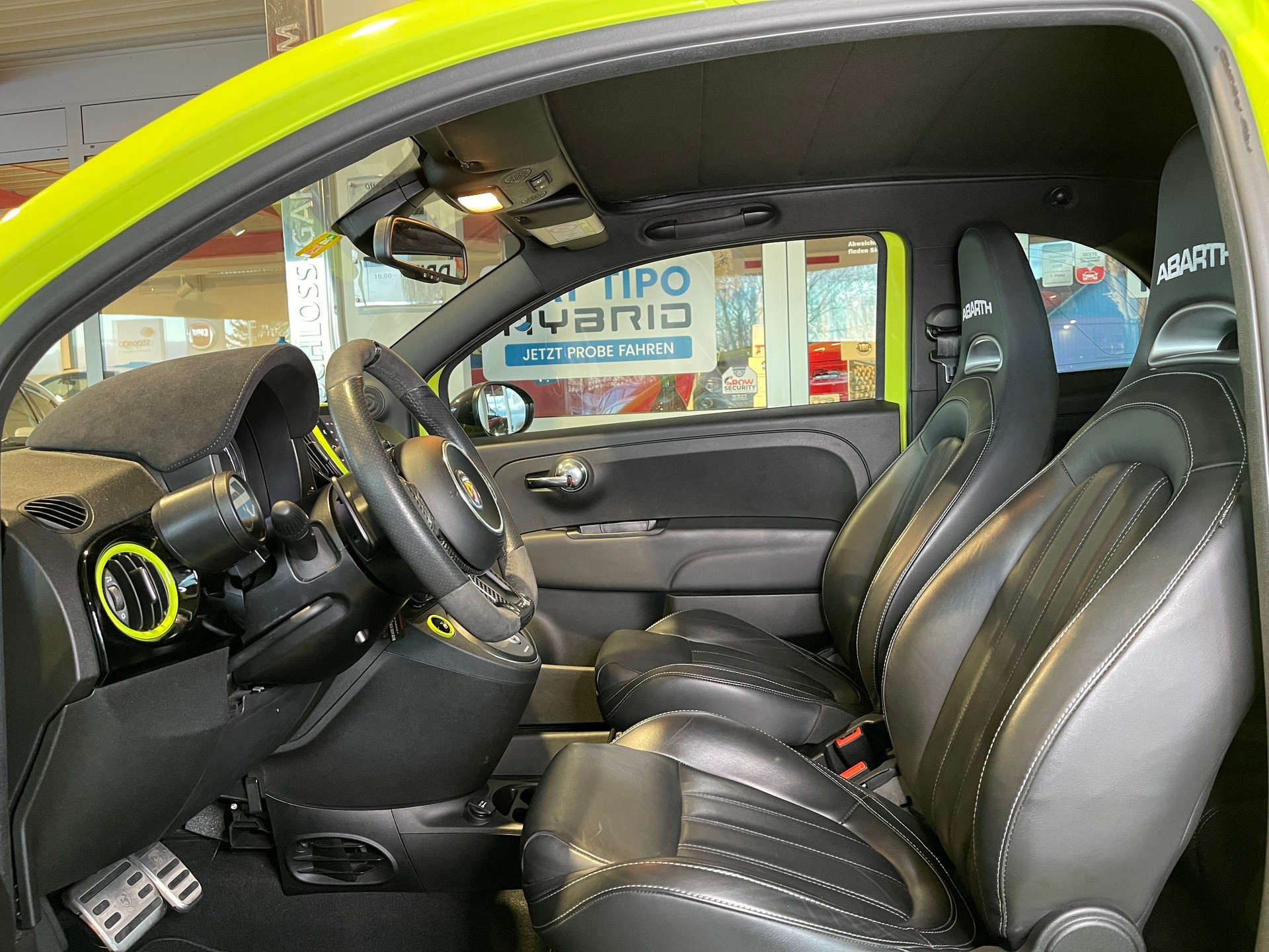 FIAT 595 C Abarth 1.4 T-Jet-image-1