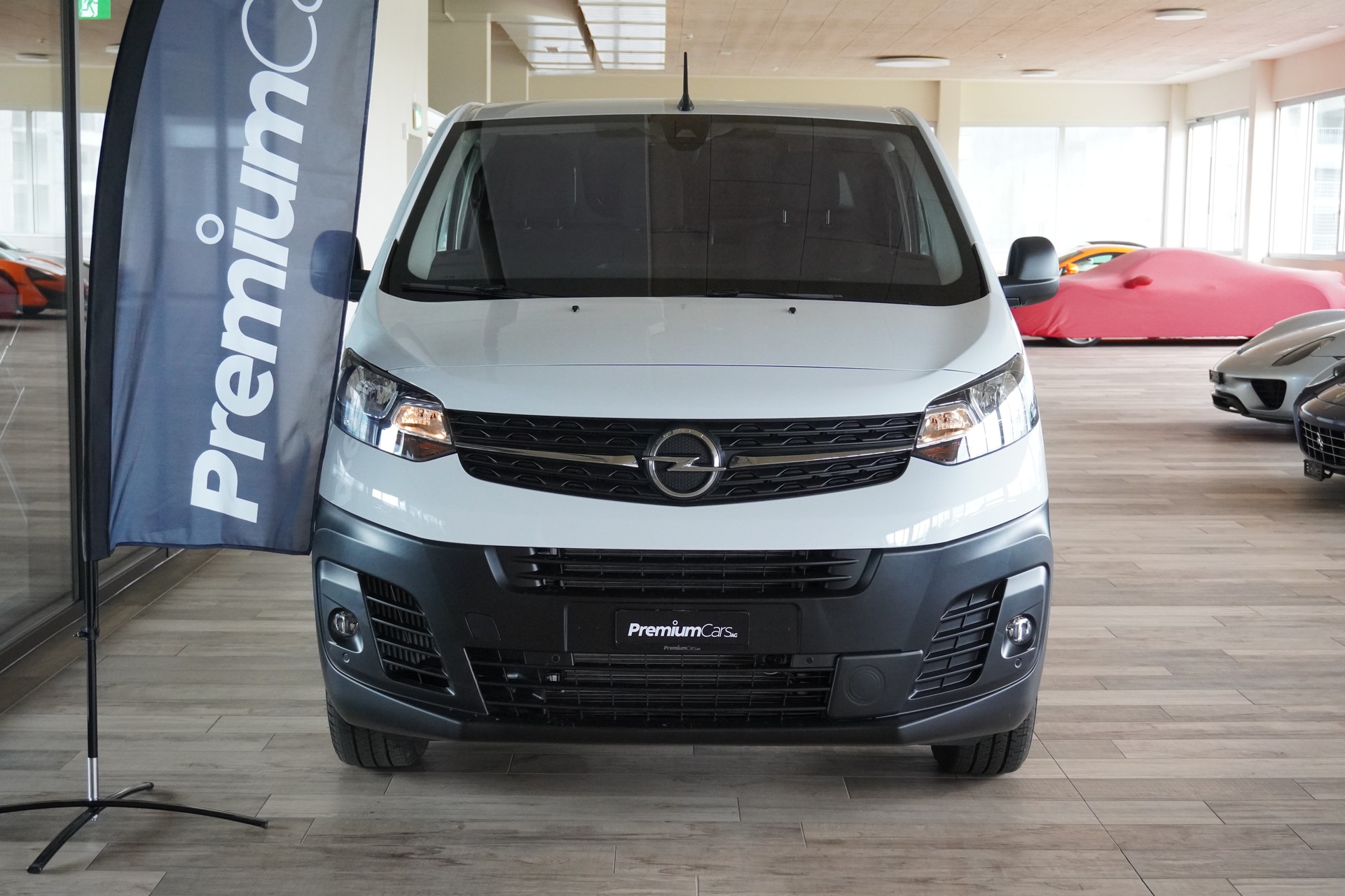 OPEL Vivaro Cargo 2.0 D s/s M-showroom-element-1