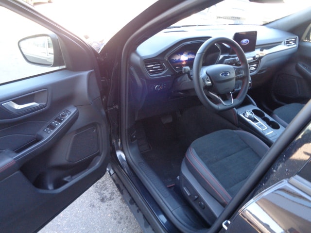 FORD Kuga 2.5 Hybrid ST-Line X 4x4-image-7