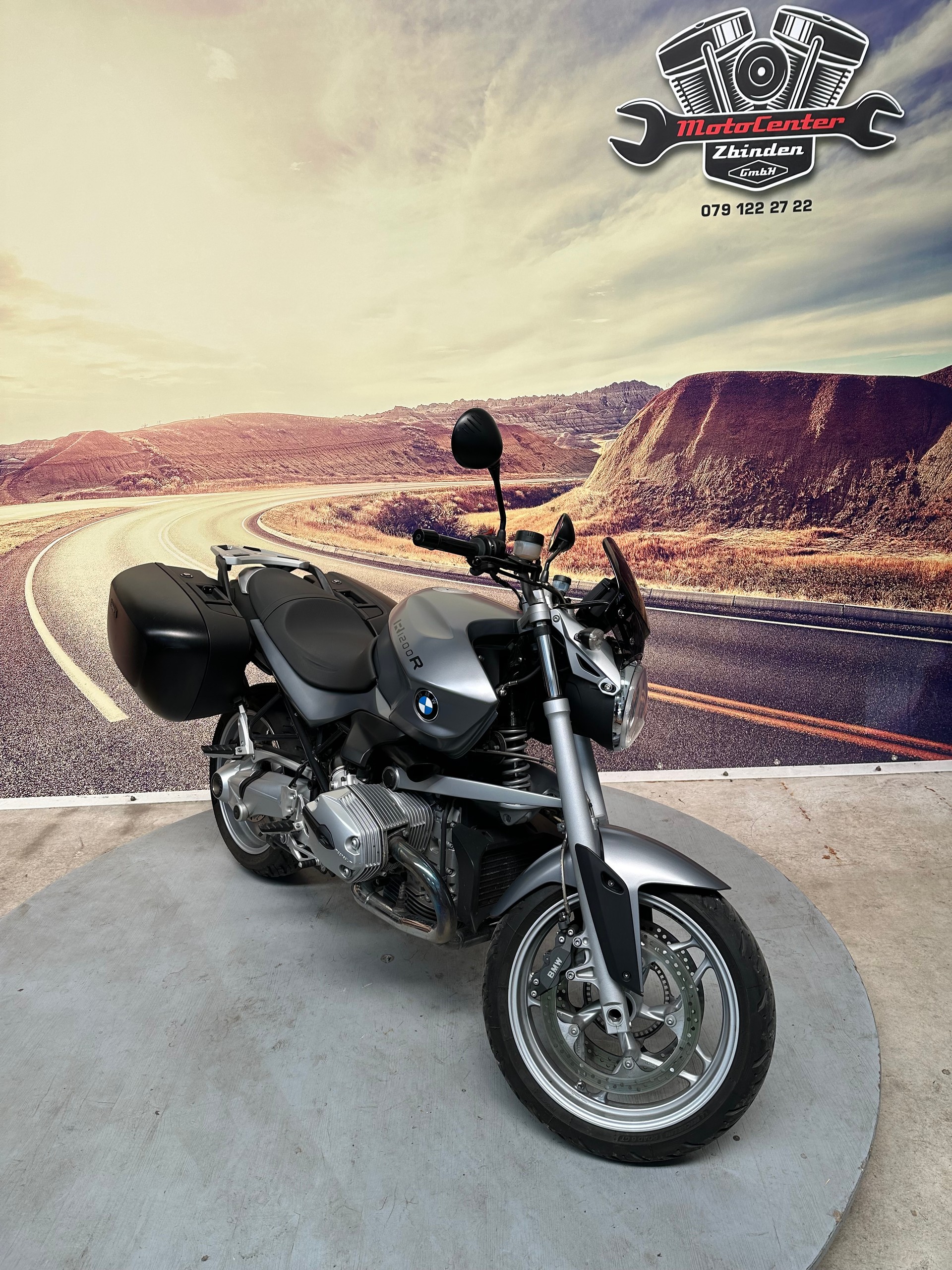 BMW R 1200 R-showroom-element-1