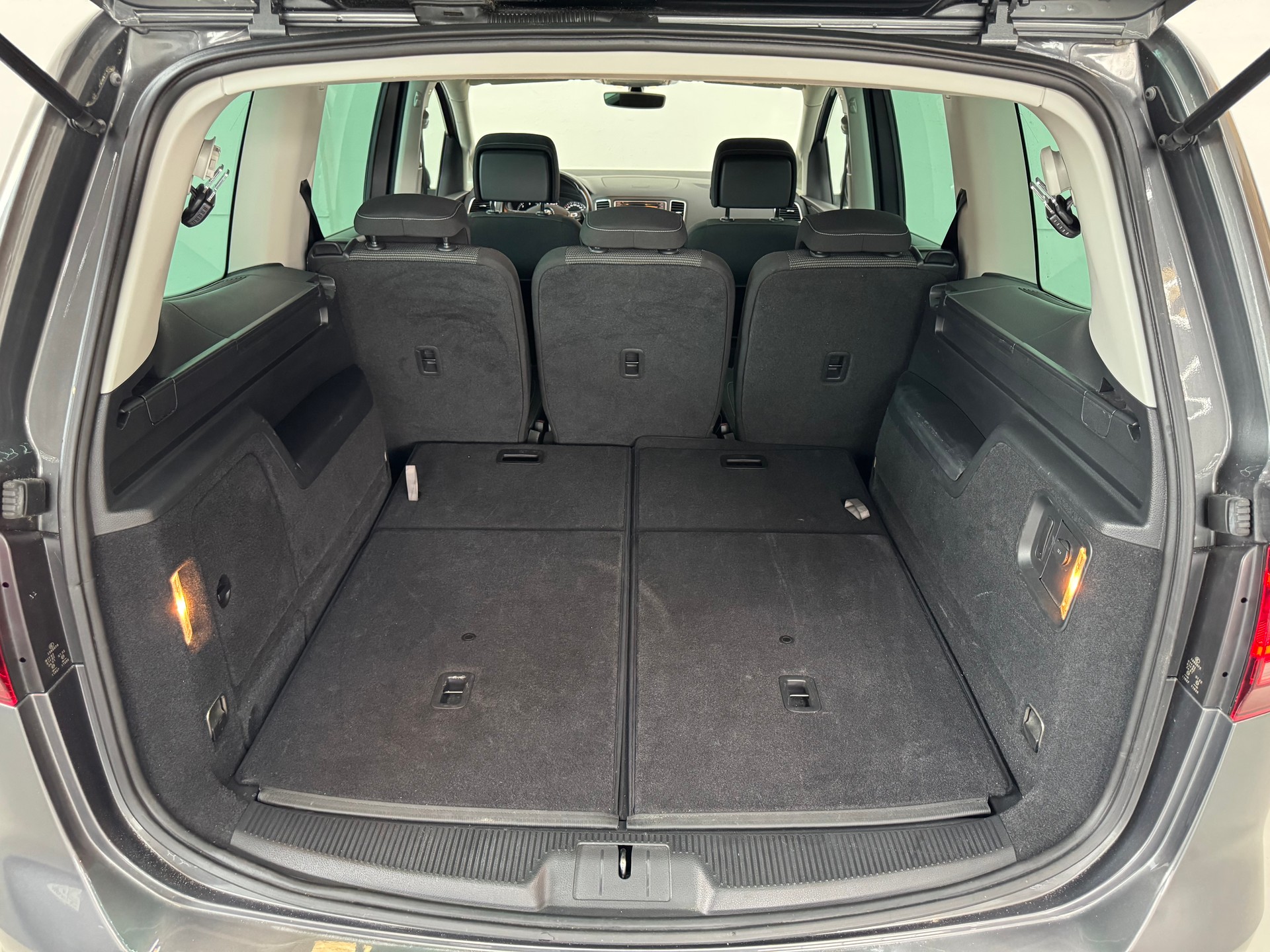 VW Sharan 2.0 TDI BMT Comfortline DSG-image-26