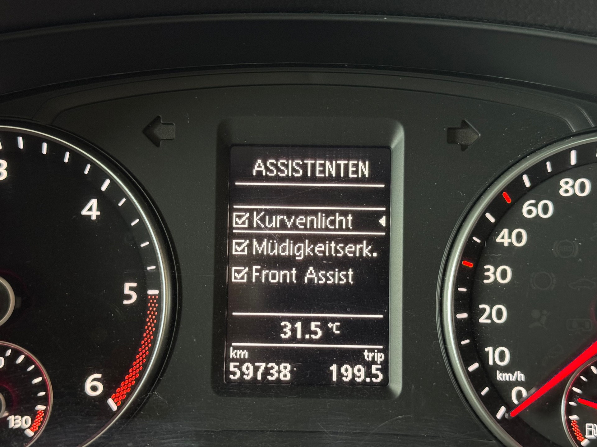 VW Sharan 2.0 TDI BMT Comfortline DSG-image-13