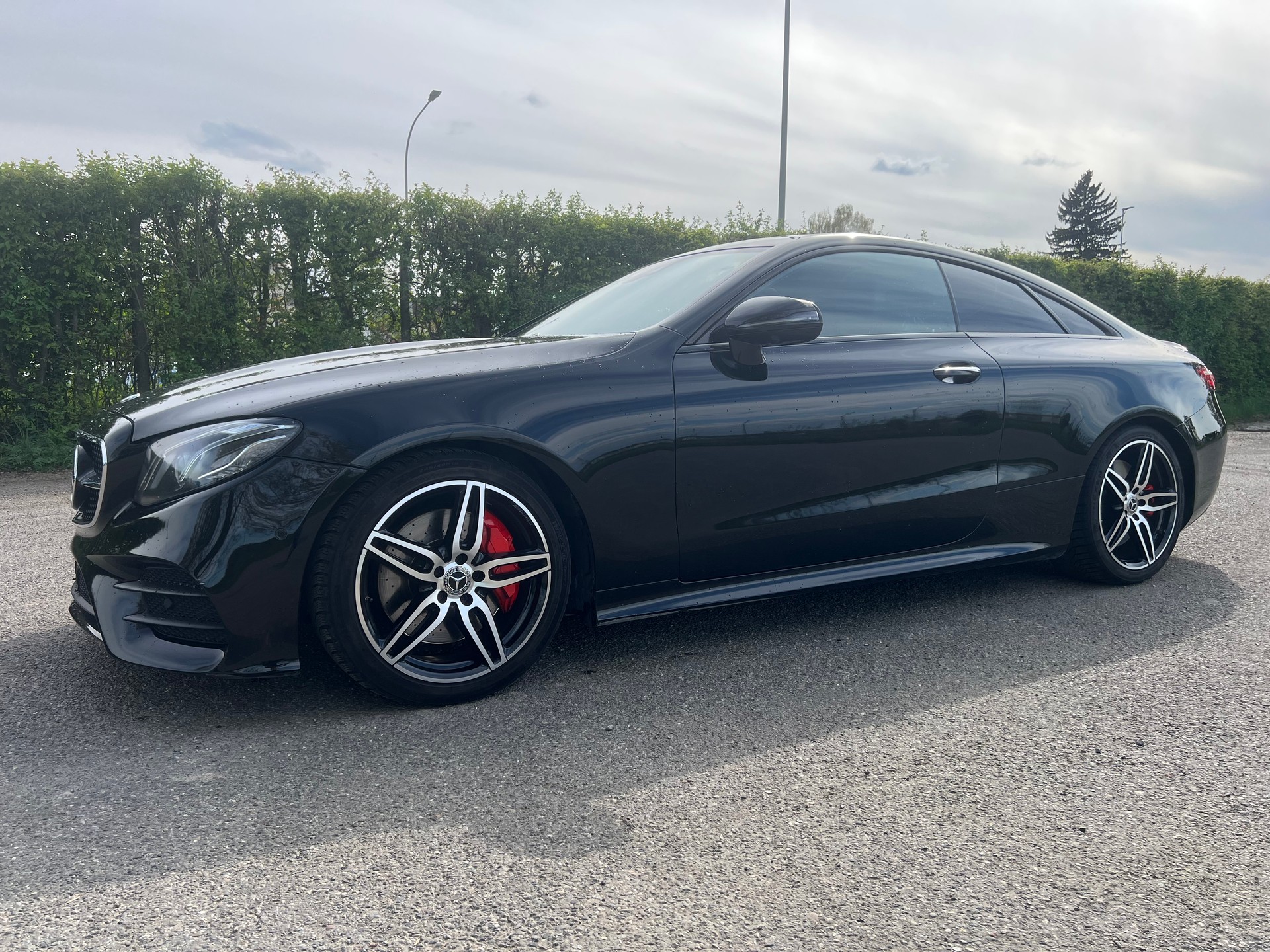MERCEDES-BENZ E 400 Coupé Avantgarde 4 Matic 9G-Tronic-image-7