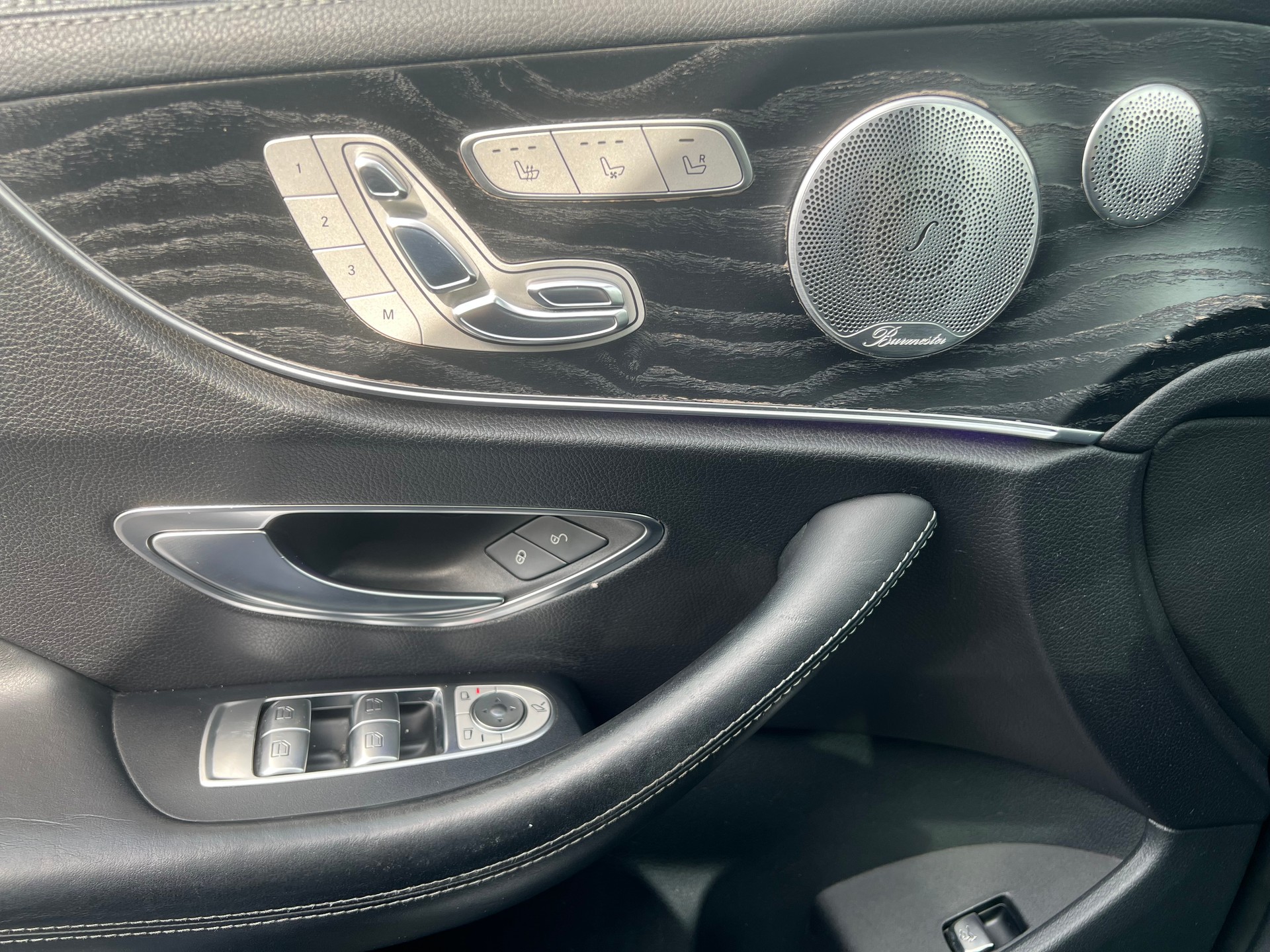 MERCEDES-BENZ E 400 Coupé Avantgarde 4 Matic 9G-Tronic-image-6