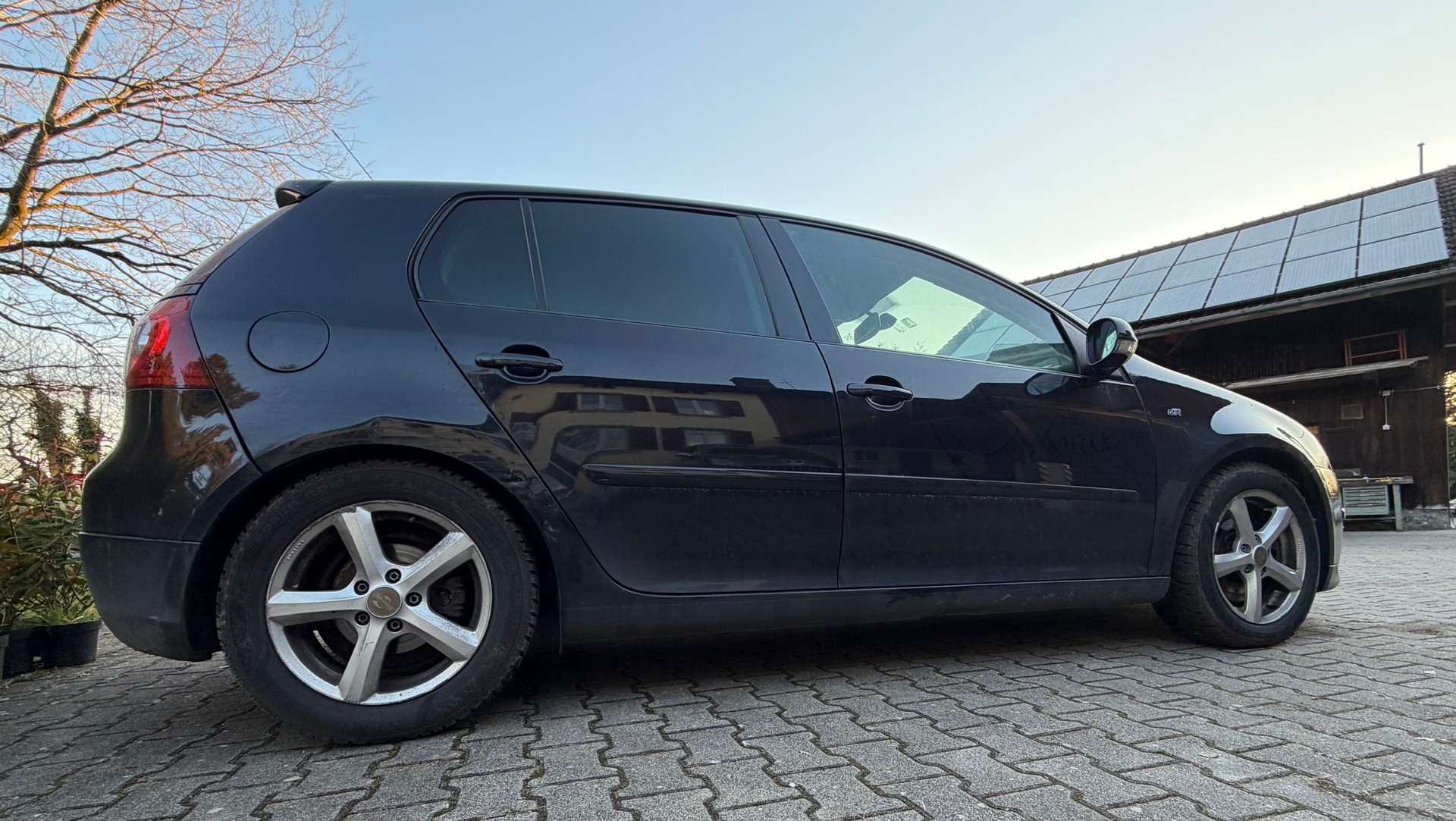 VW Golf 2.0 TDI GT Sport-image-4