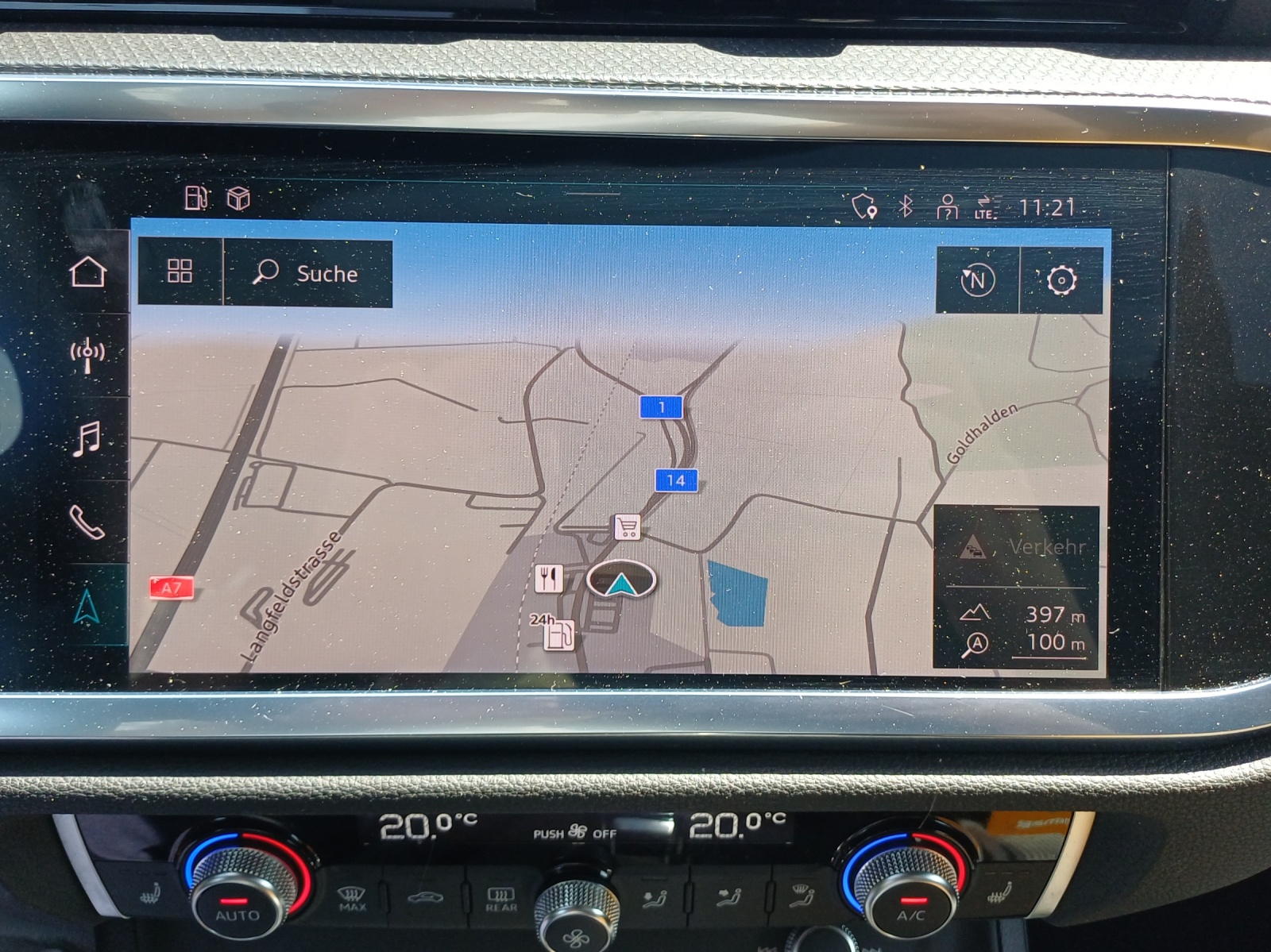 AUDI Q3 Sportback 40 TFSI S line quattro S-tronic-image-15