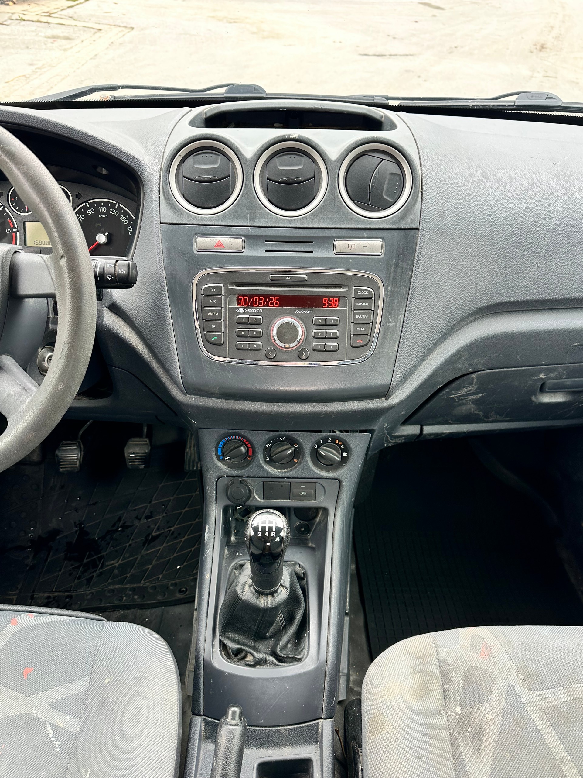 FORD Transit Connect Van T230 1.8 TDCi L Level 3 Prof.-image-14