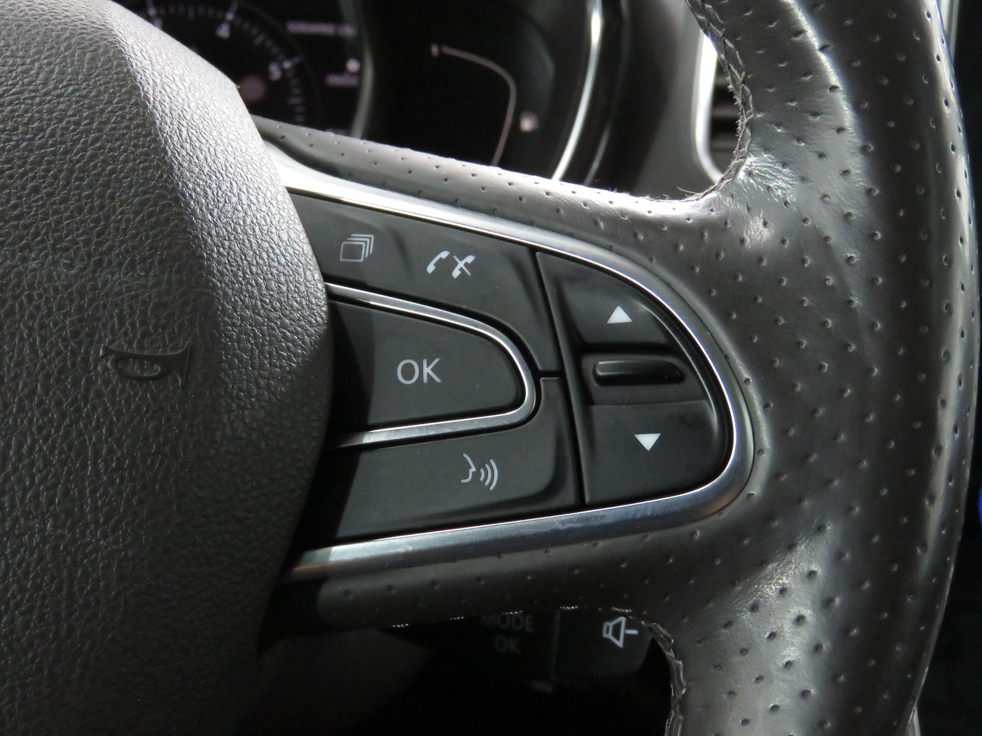 RENAULT Espace 1.8 TCe Initiale EDC-image-15