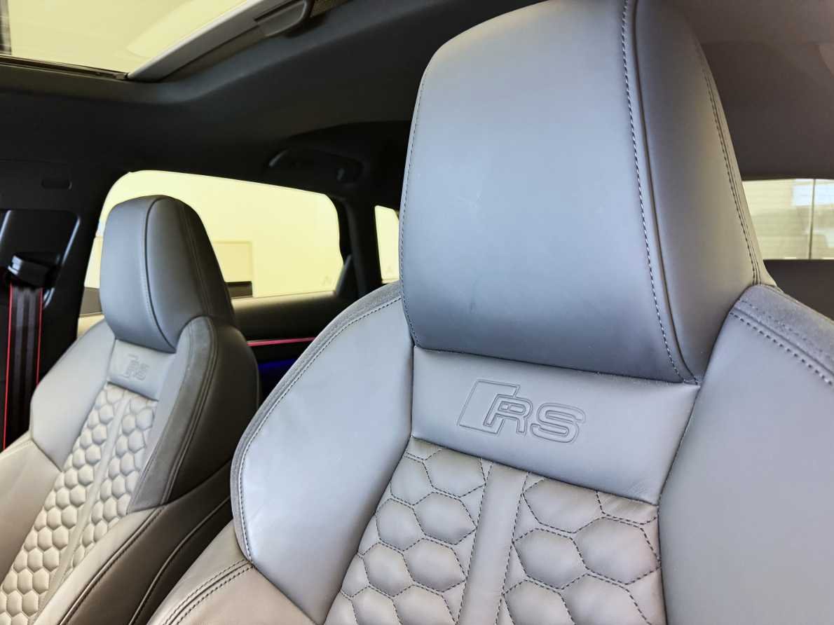AUDI RS3 Sportback 2.5 TSI quattro S-tronic-image-6