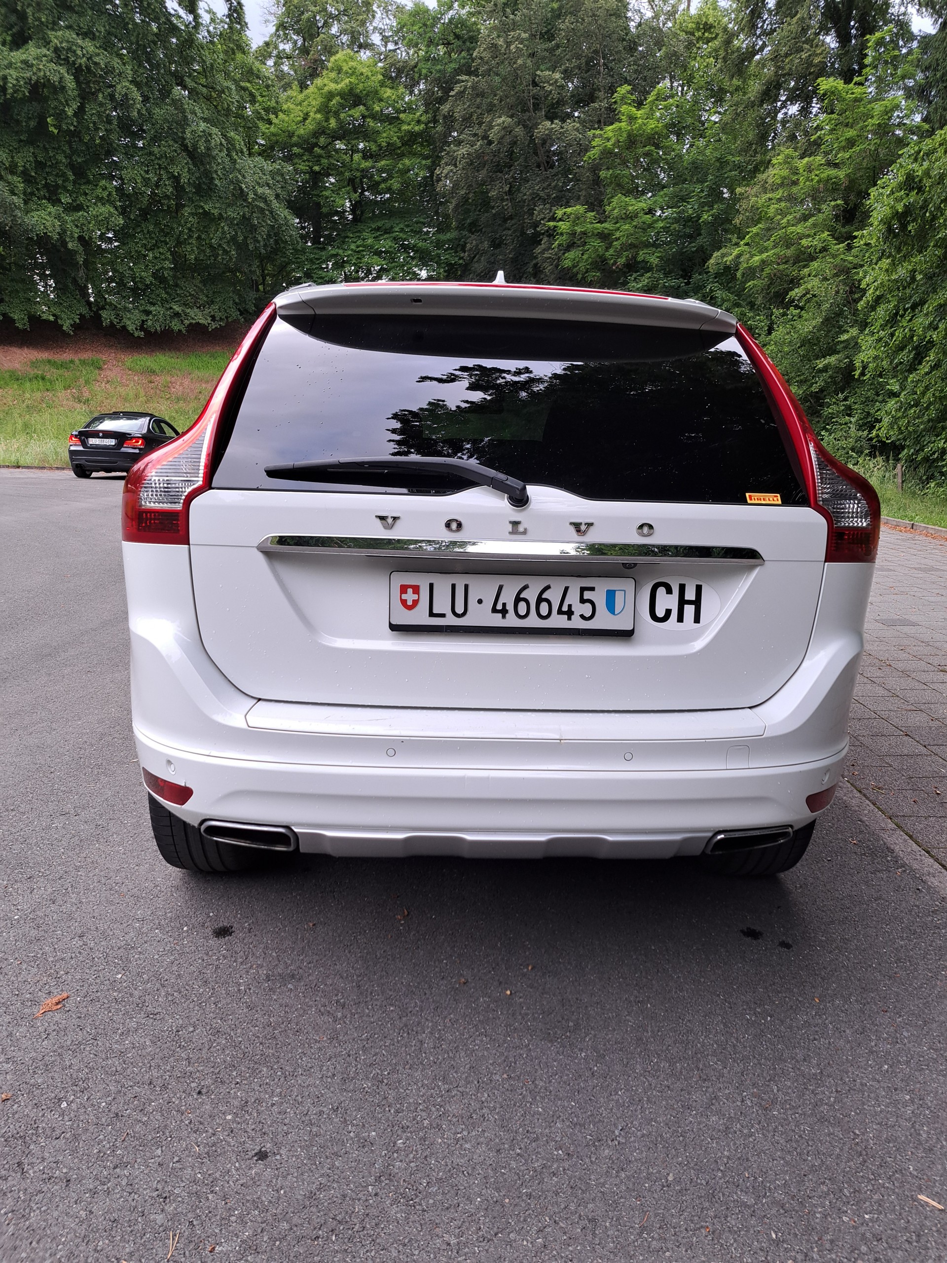 VOLVO 2.4 D4 Summum AWD-image-4