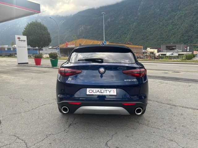 ALFA ROMEO Stelvio 2.0 Super Q4 Automatic-image-3