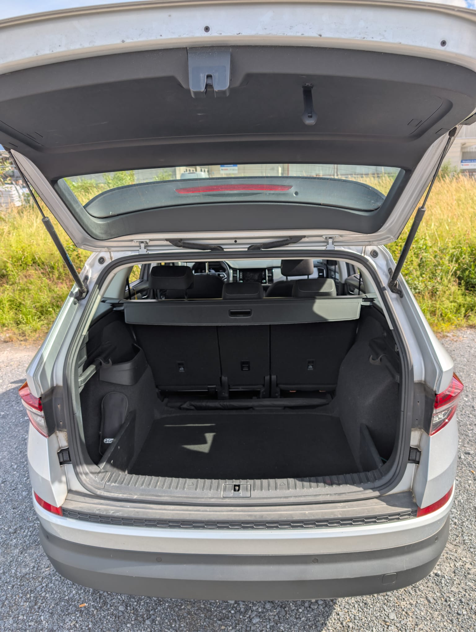 SKODA 2.0 TDI Ambition DSG-image-3