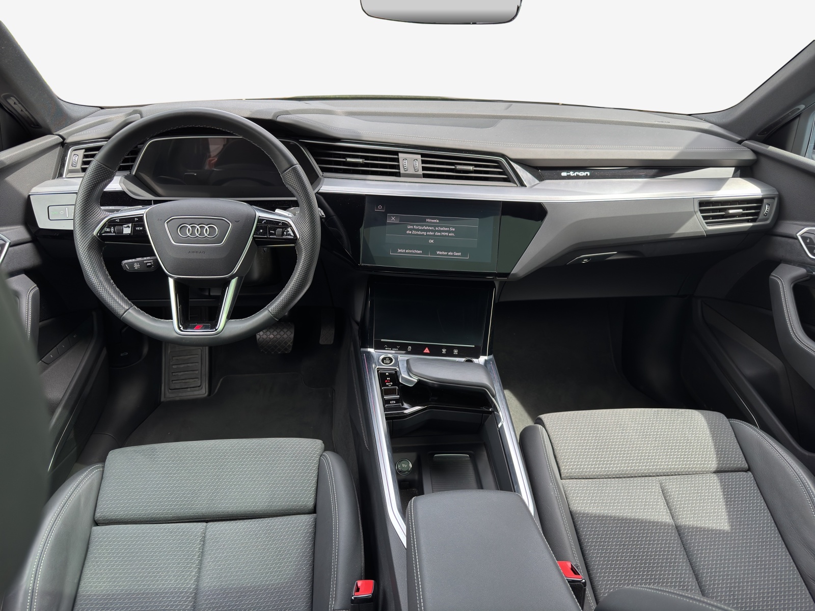 AUDI e-tron 55 S Line Black Edition quattro-image-8