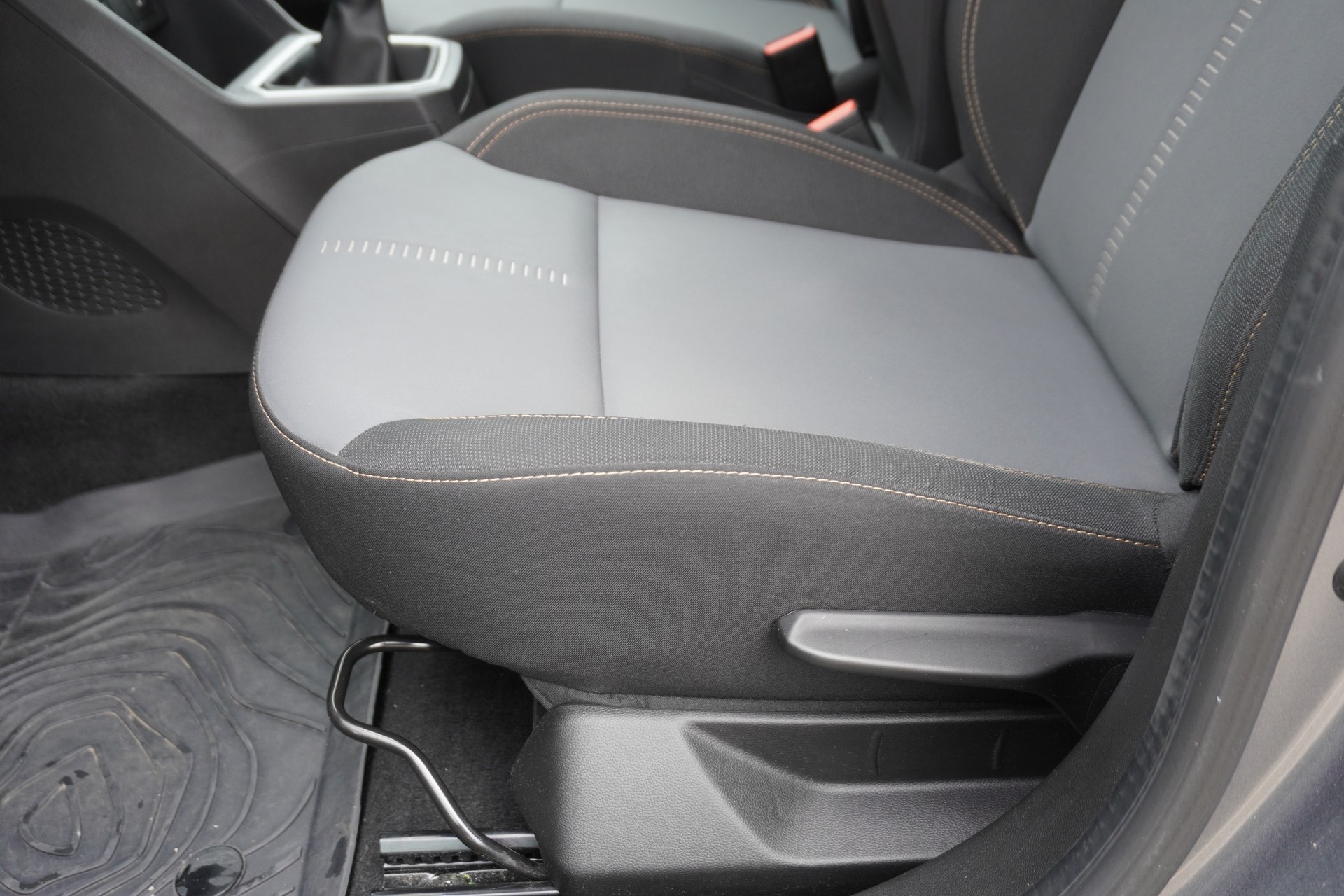 DACIA Jogger TCe 110 Extreme 7-PLÄTZER!!!-image-34