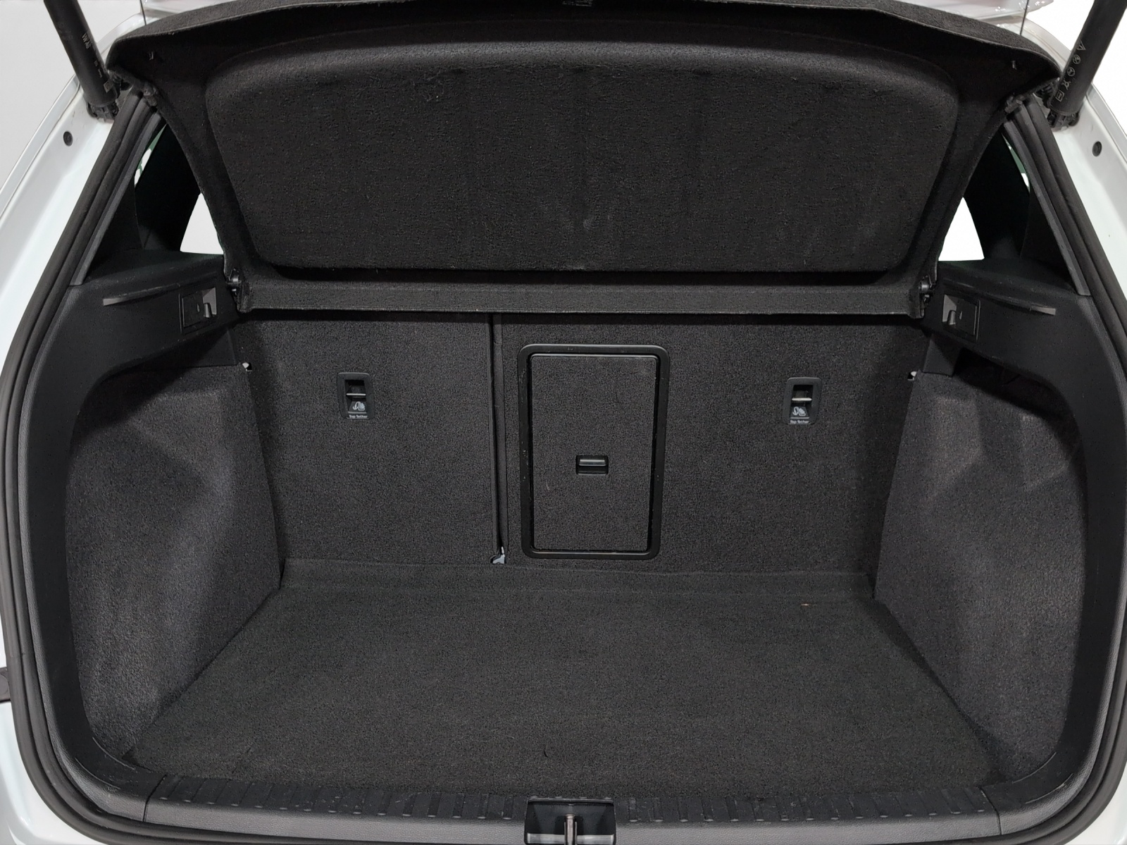 SEAT Ateca 2.0 TSI Hola FR 4Drive DSG-image-14