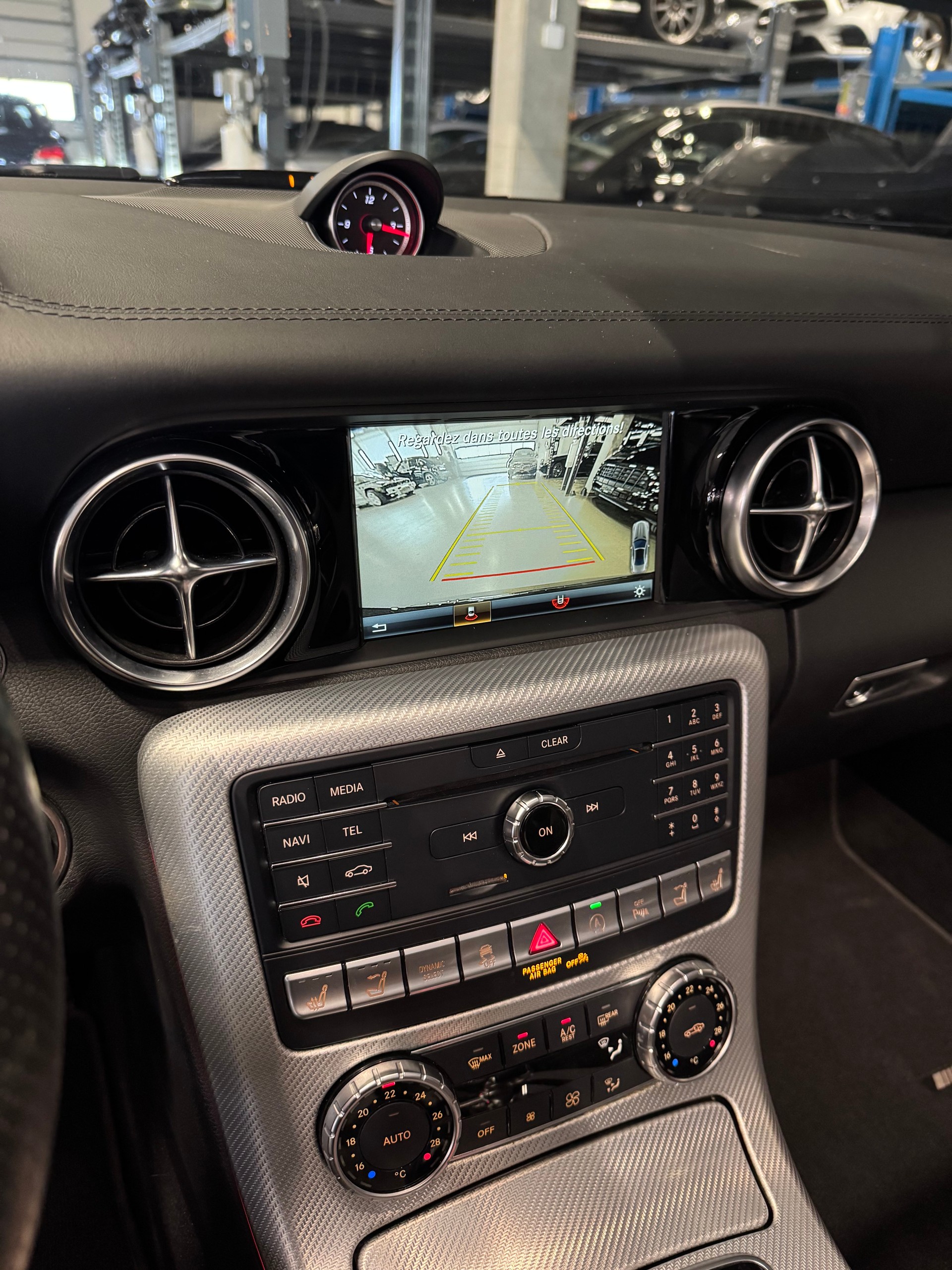 MERCEDES-BENZ SLC 43 AMG 9G-Tronic-image-10