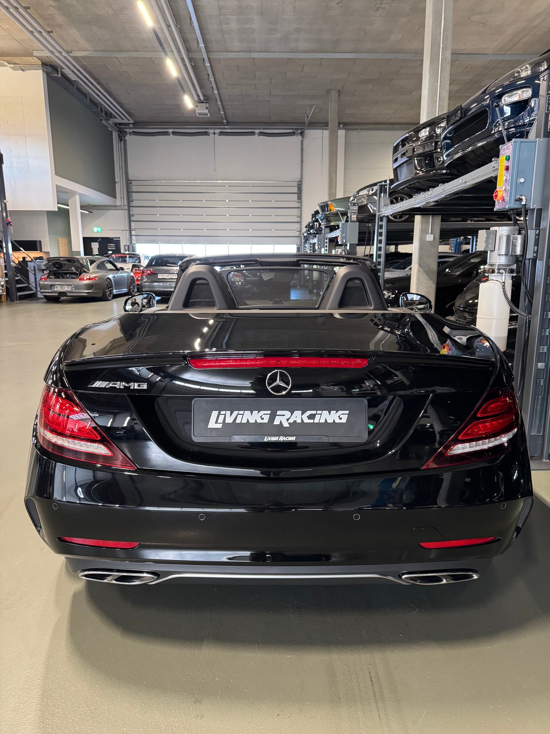 MERCEDES-BENZ SLC 43 AMG 9G-Tronic-image-4