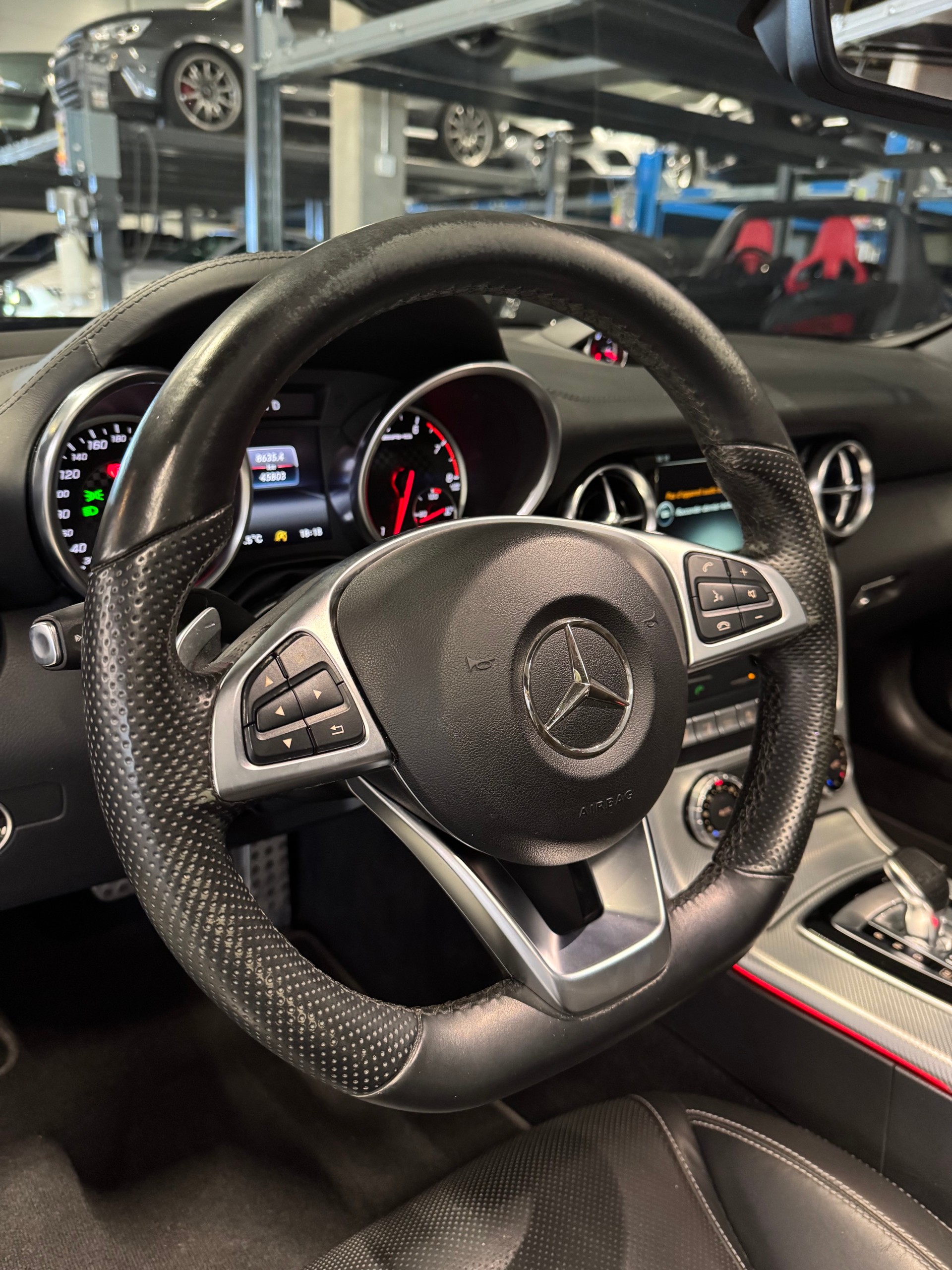 MERCEDES-BENZ SLC 43 AMG 9G-Tronic-image-7