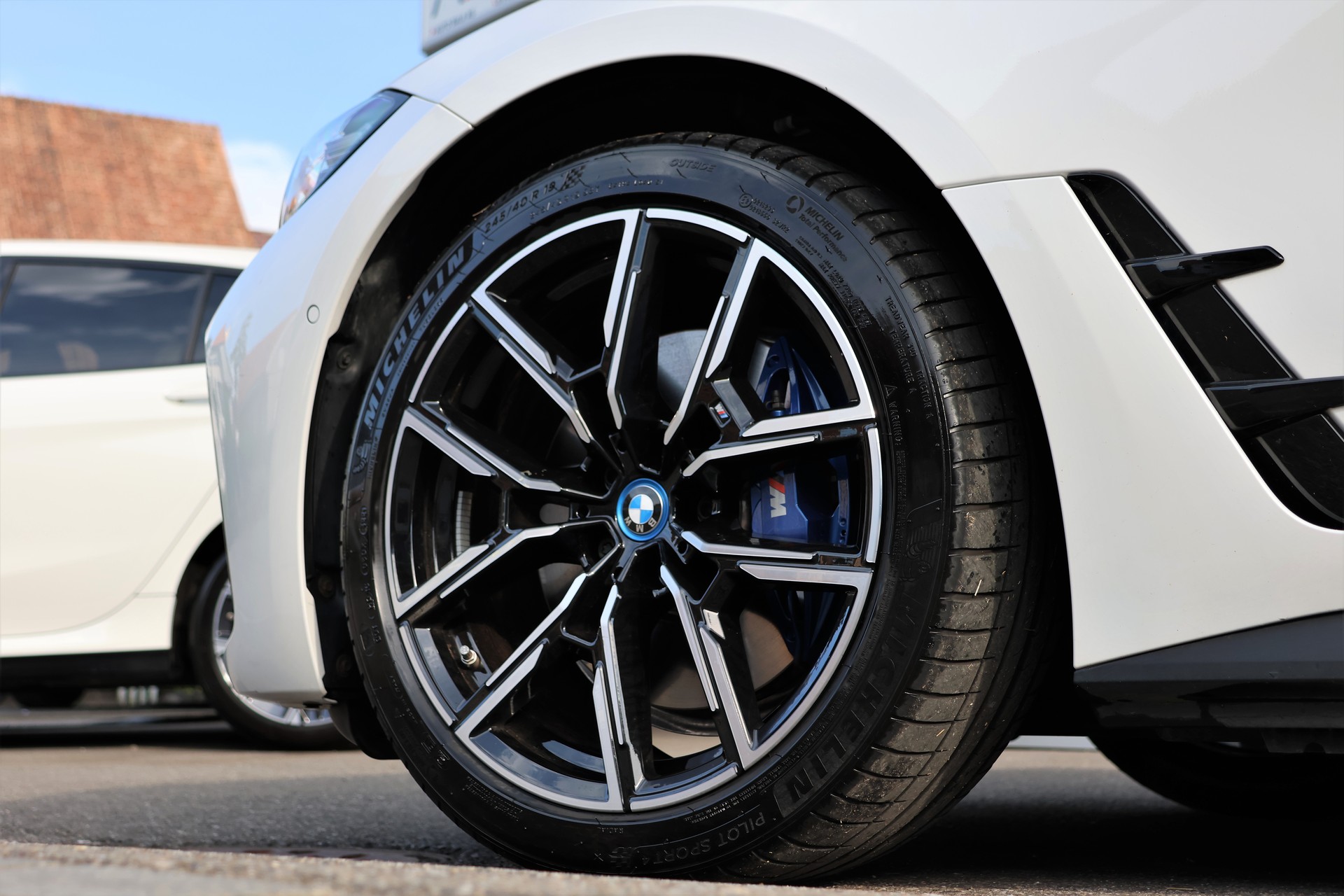 BMW i4 M50 (CH)-image-7