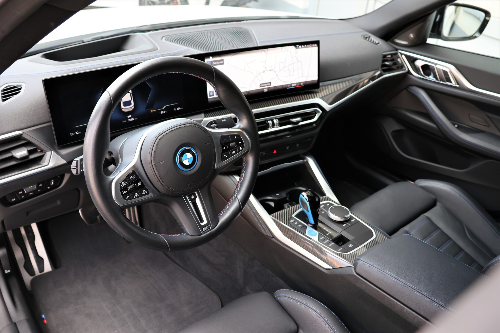 BMW i4 M50 (CH)-image-9