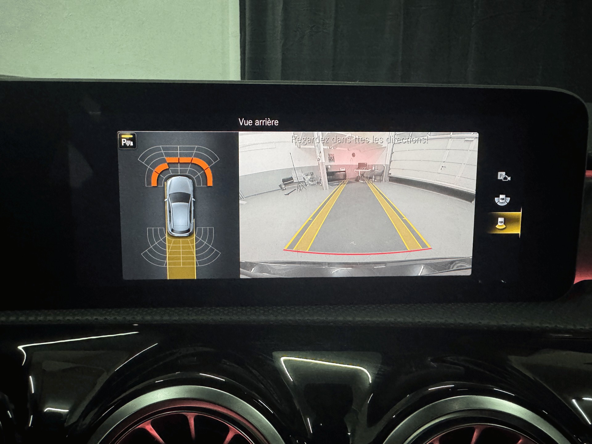 MERCEDES-BENZ A 200 AMG Line 7G-DCT-image-9