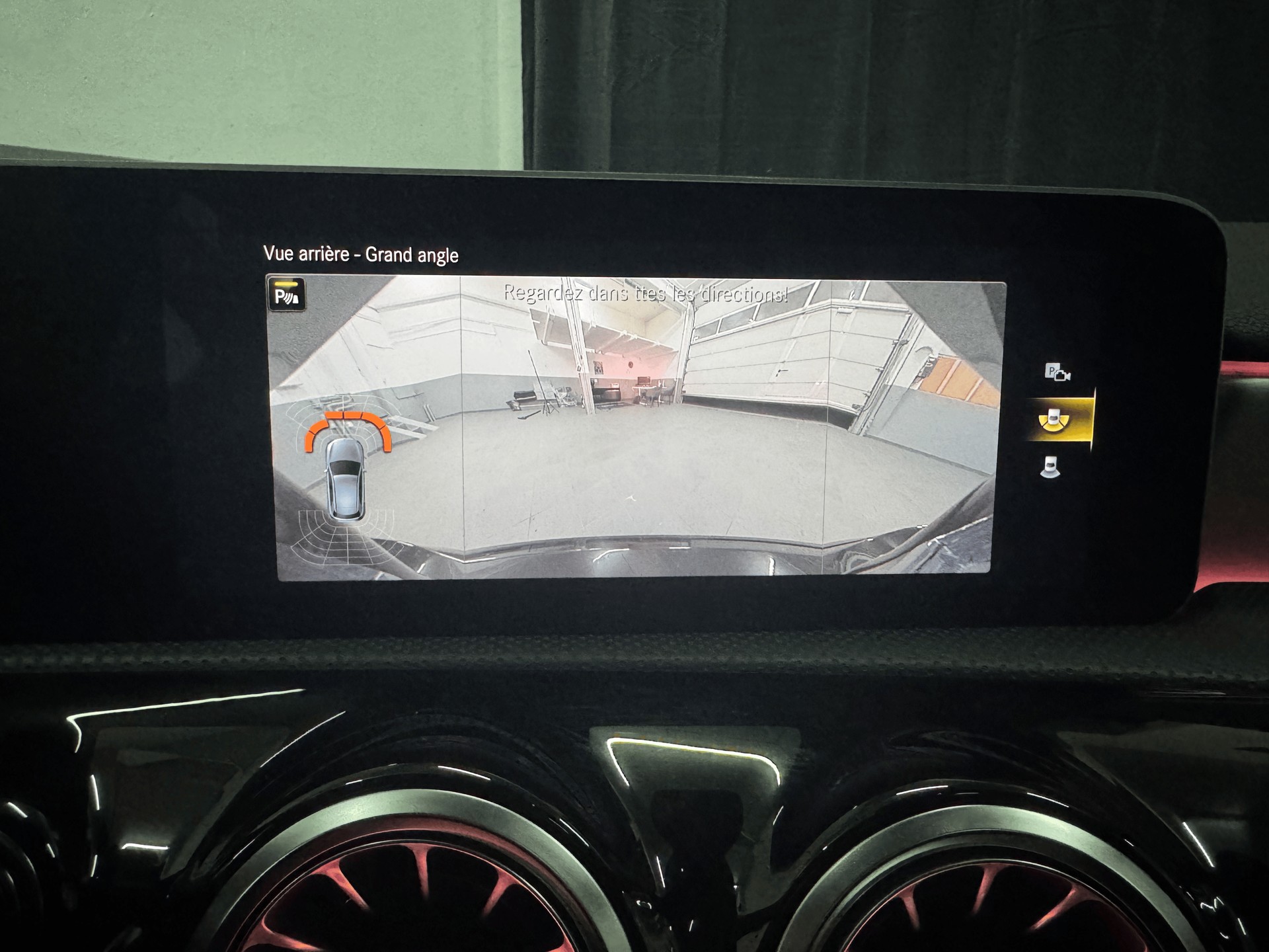 MERCEDES-BENZ A 200 AMG Line 7G-DCT-image-10