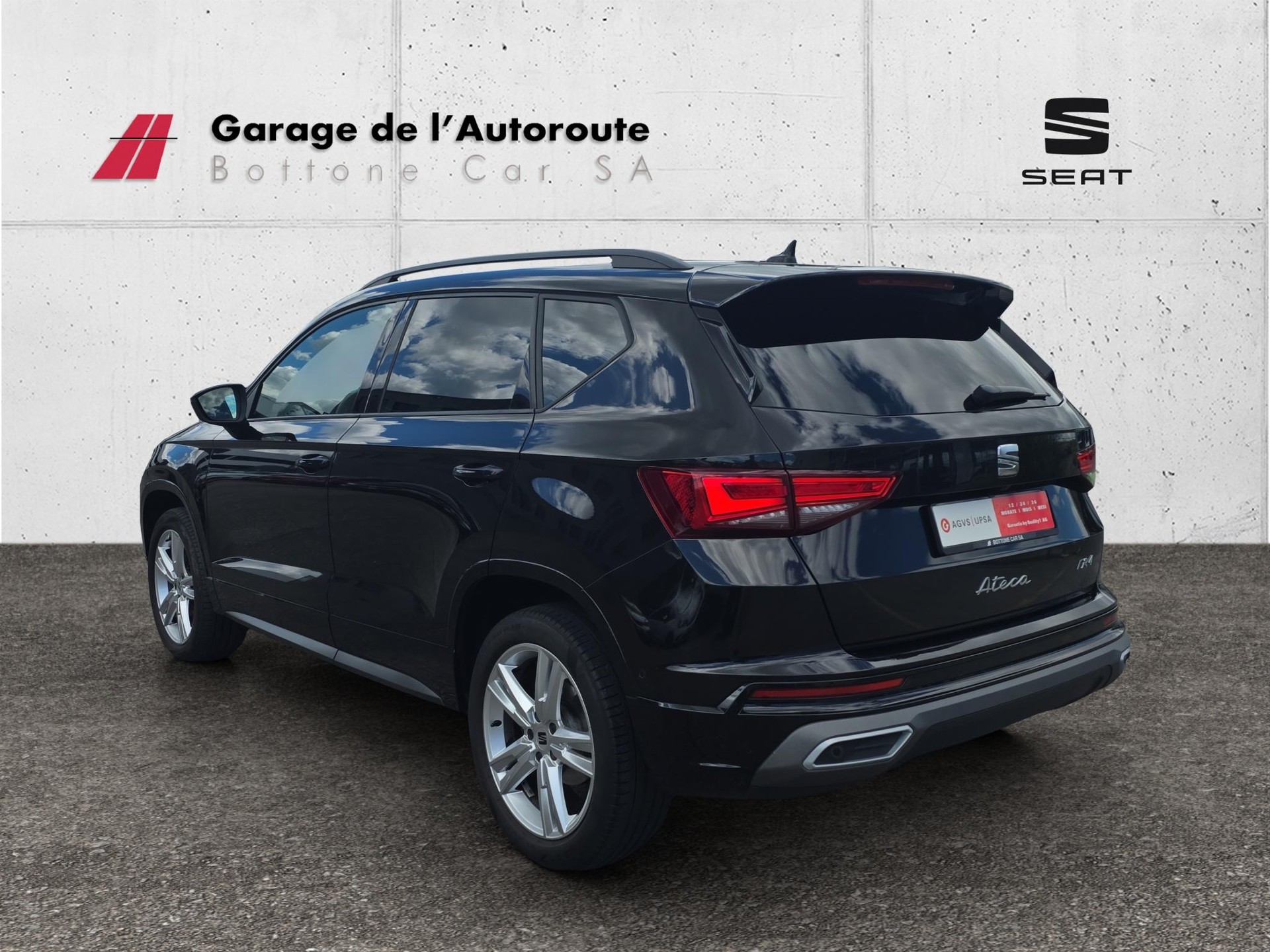 SEAT Ateca 2.0 TSI Hola FR 4Drive DSG-image-2