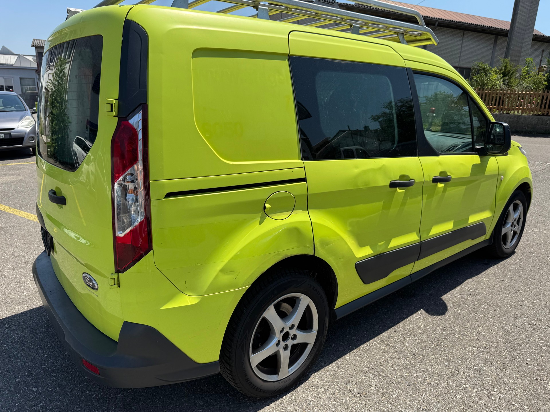 FORD Transit Connect Van T200 1.6 TDCi Trend-image-3