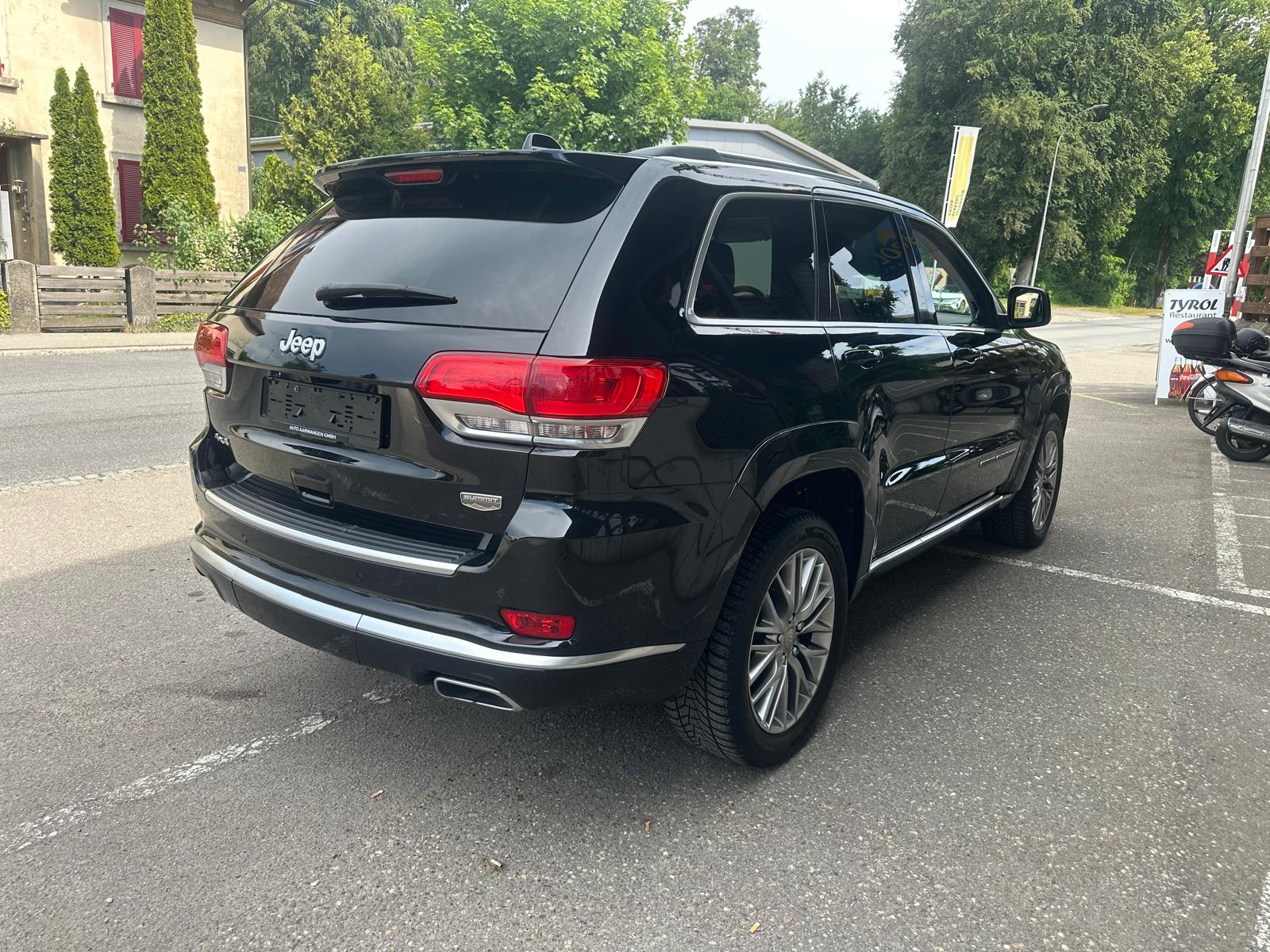 JEEP Grand Cherokee 3.0 CRD Summit Automatic-image-3