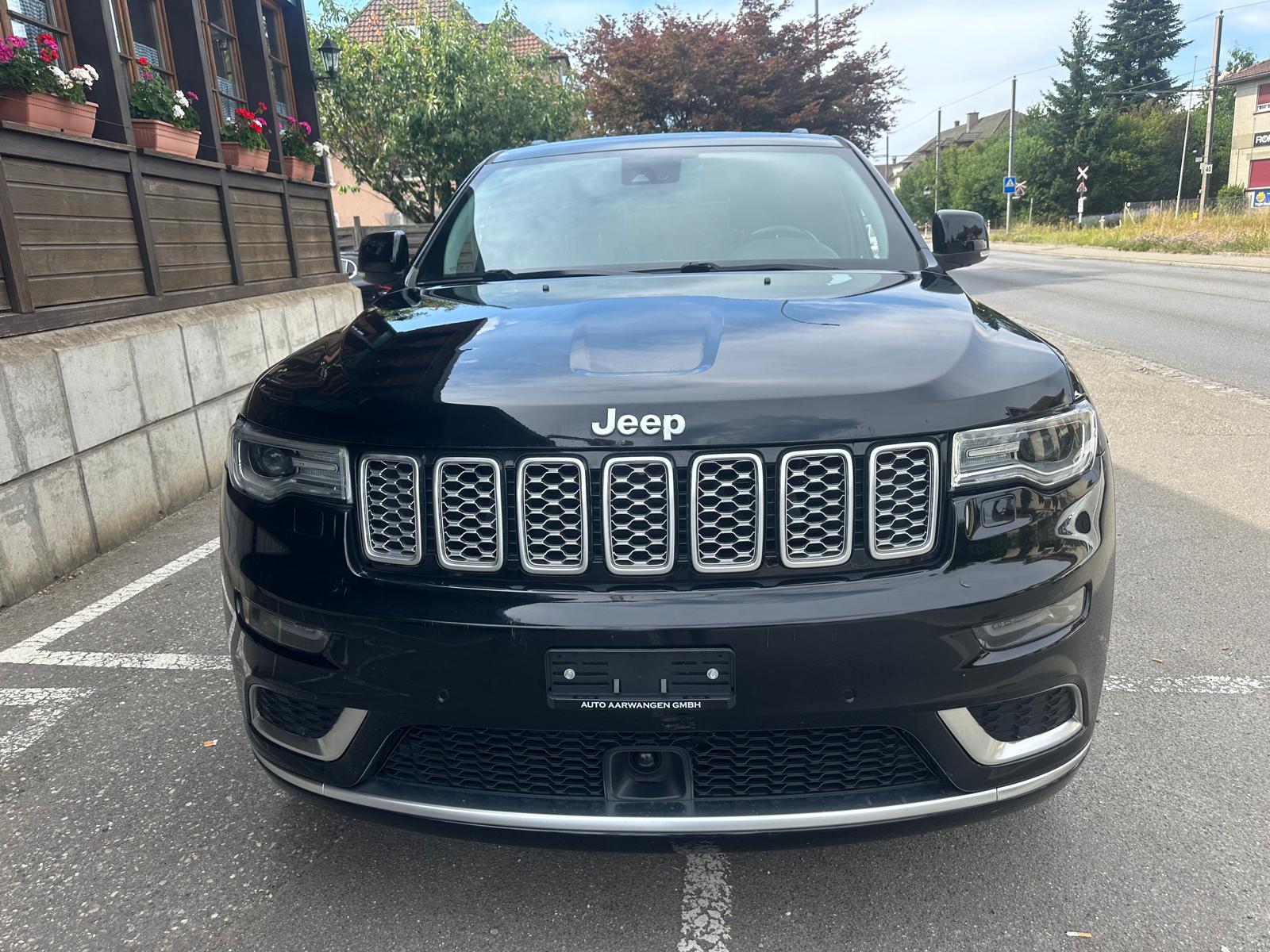 JEEP Grand Cherokee 3.0 CRD Summit Automatic-image-4