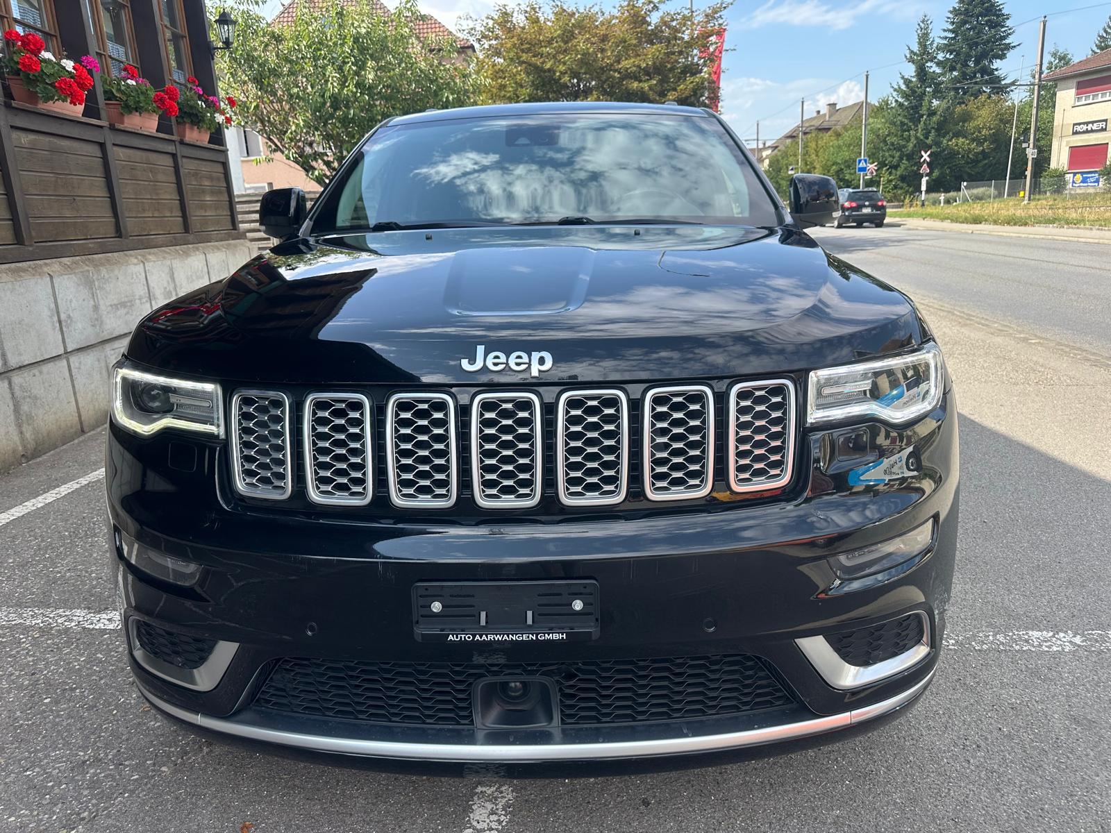 JEEP Grand Cherokee 3.0 CRD Summit Automatic-image-5