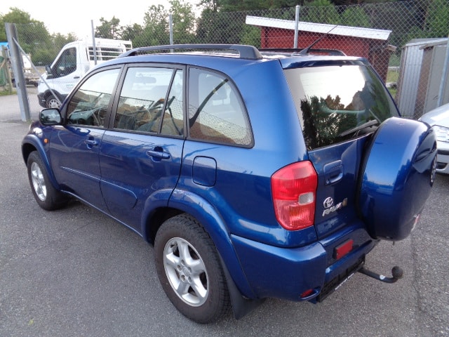 TOYOTA RAV-4 2.0 16V Linea Sol-image-4