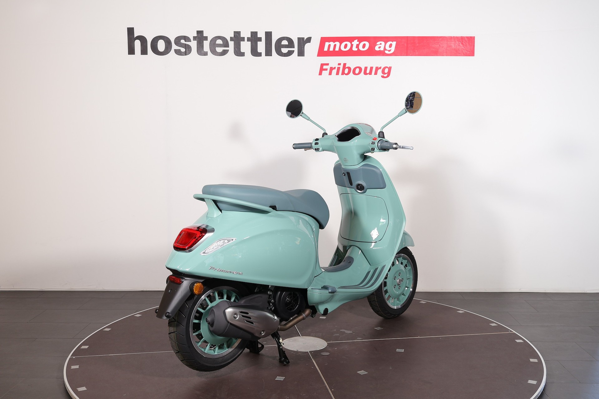 PIAGGIO Vespa 125 Primavera 80th-showroom-element-2