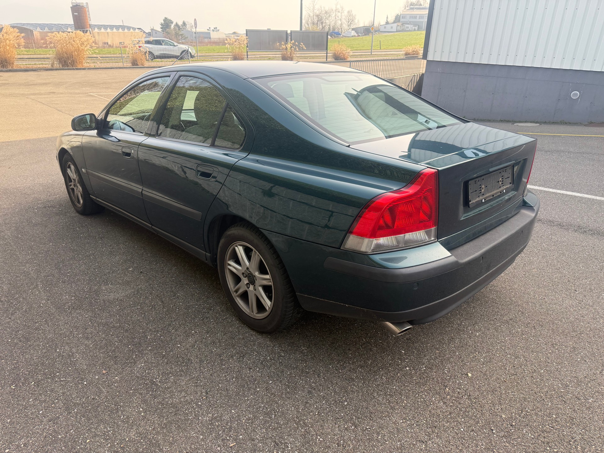 VOLVO S60 2.4T-image-5