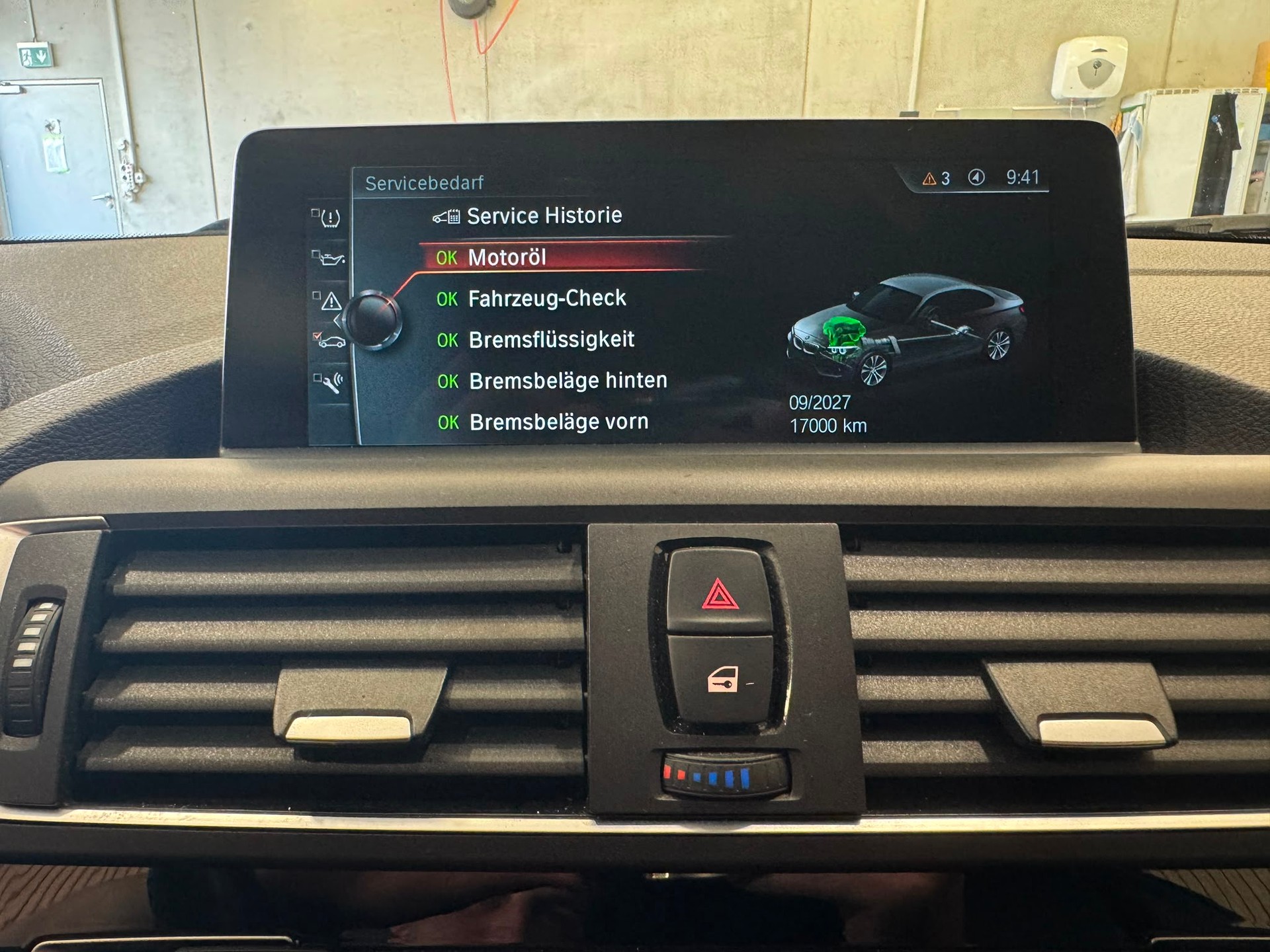 BMW M240i xDrive Steptronic-image-13