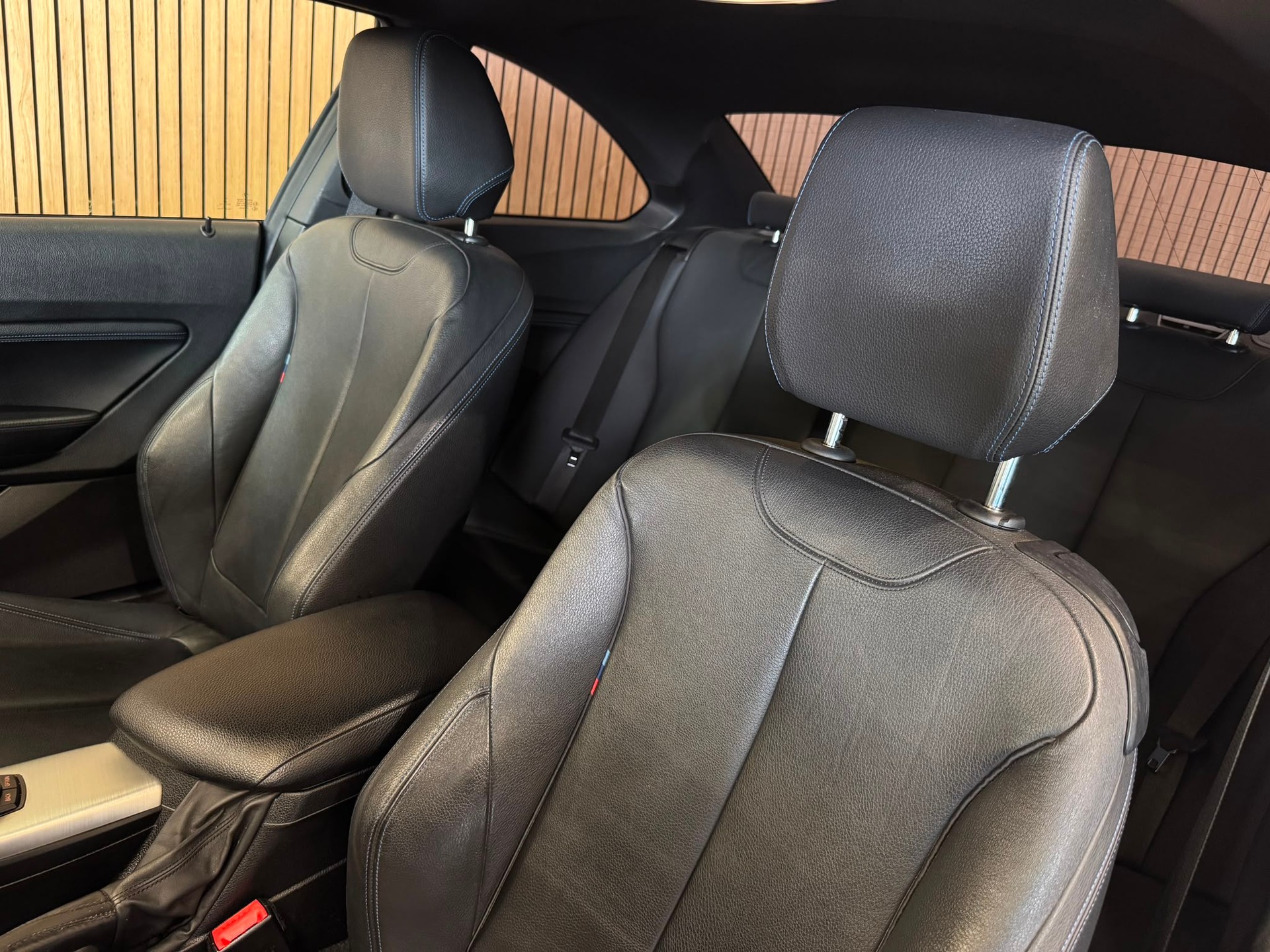 BMW M240i xDrive Steptronic-image-15